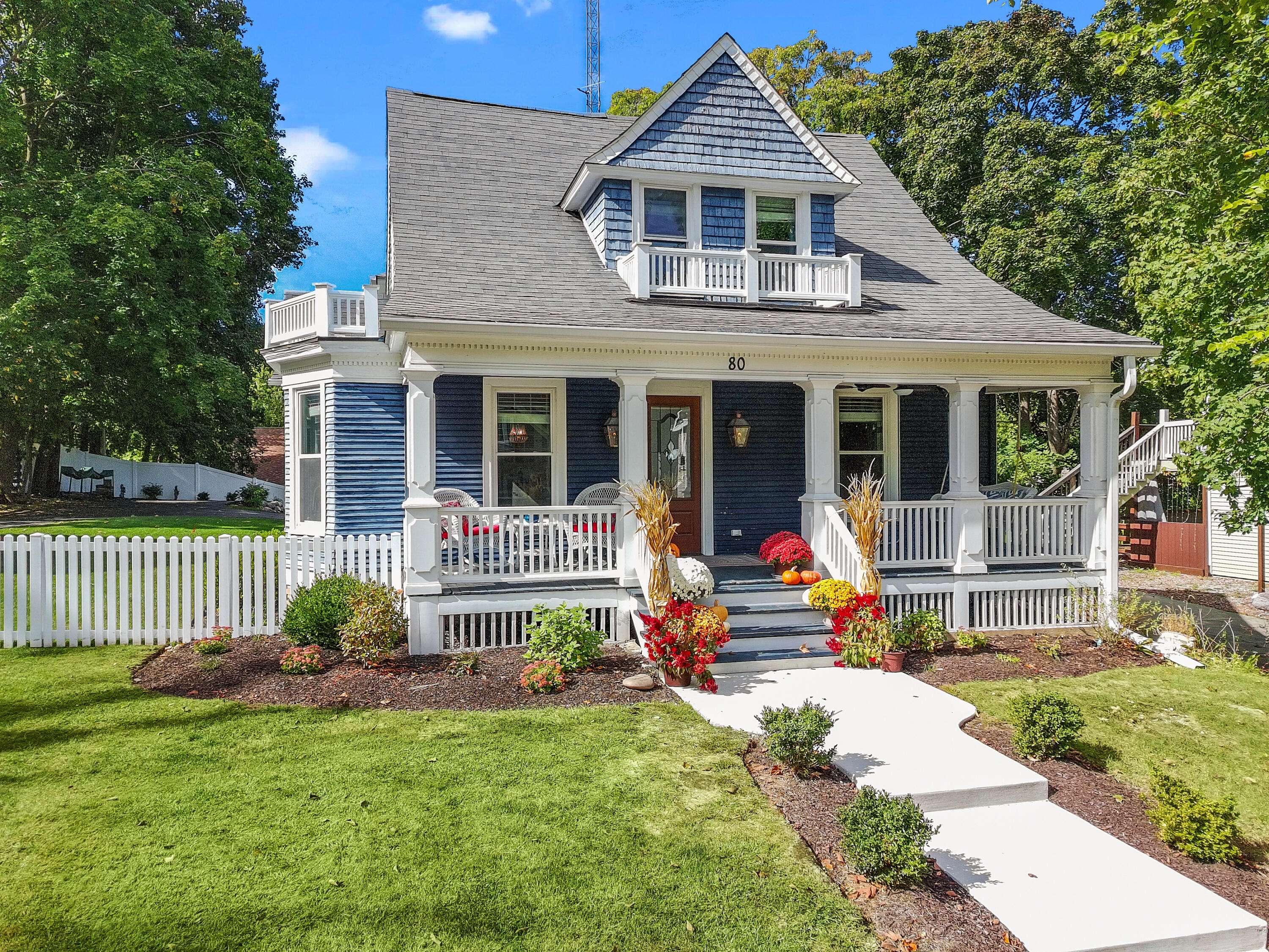 Williams Bay, WI 53191,80 Clover St