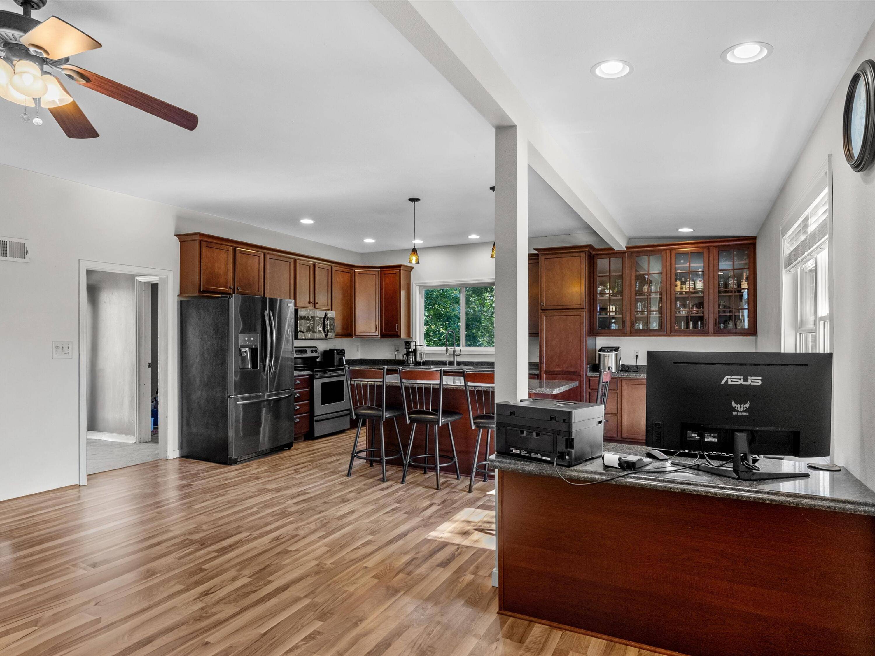 Meeme, WI 53063,12024 Point Creek Rd