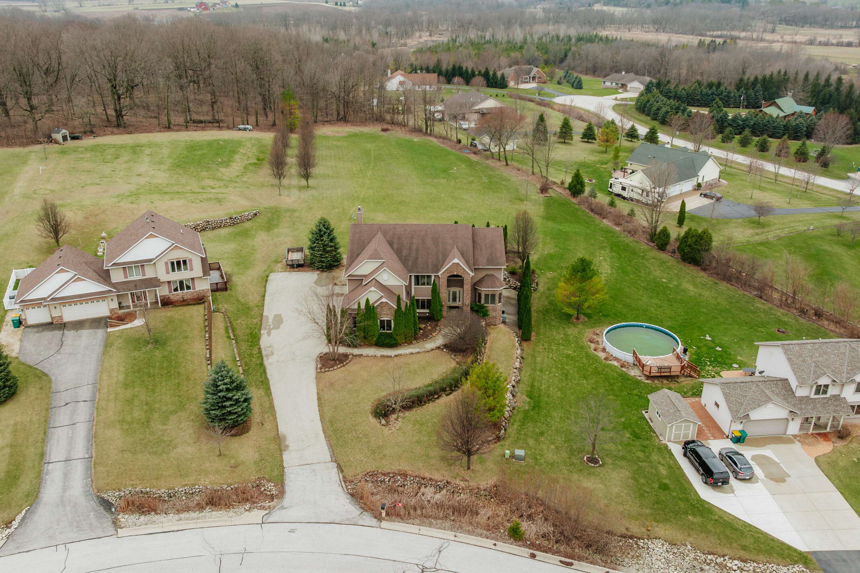 Farmington, WI 53021,585 Overlook Pass