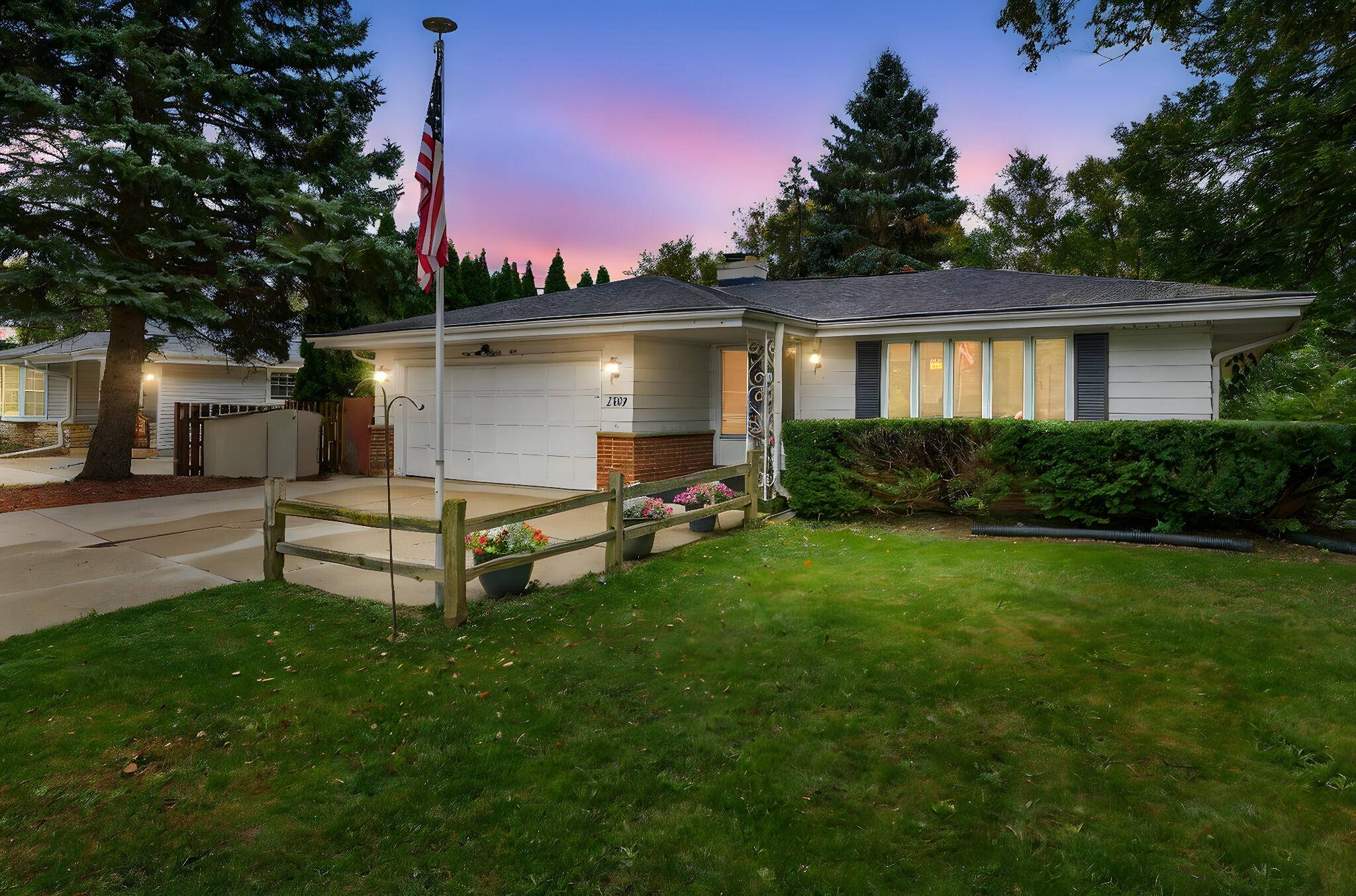 Saint Francis, WI 53235,2139 E Leroy Ave