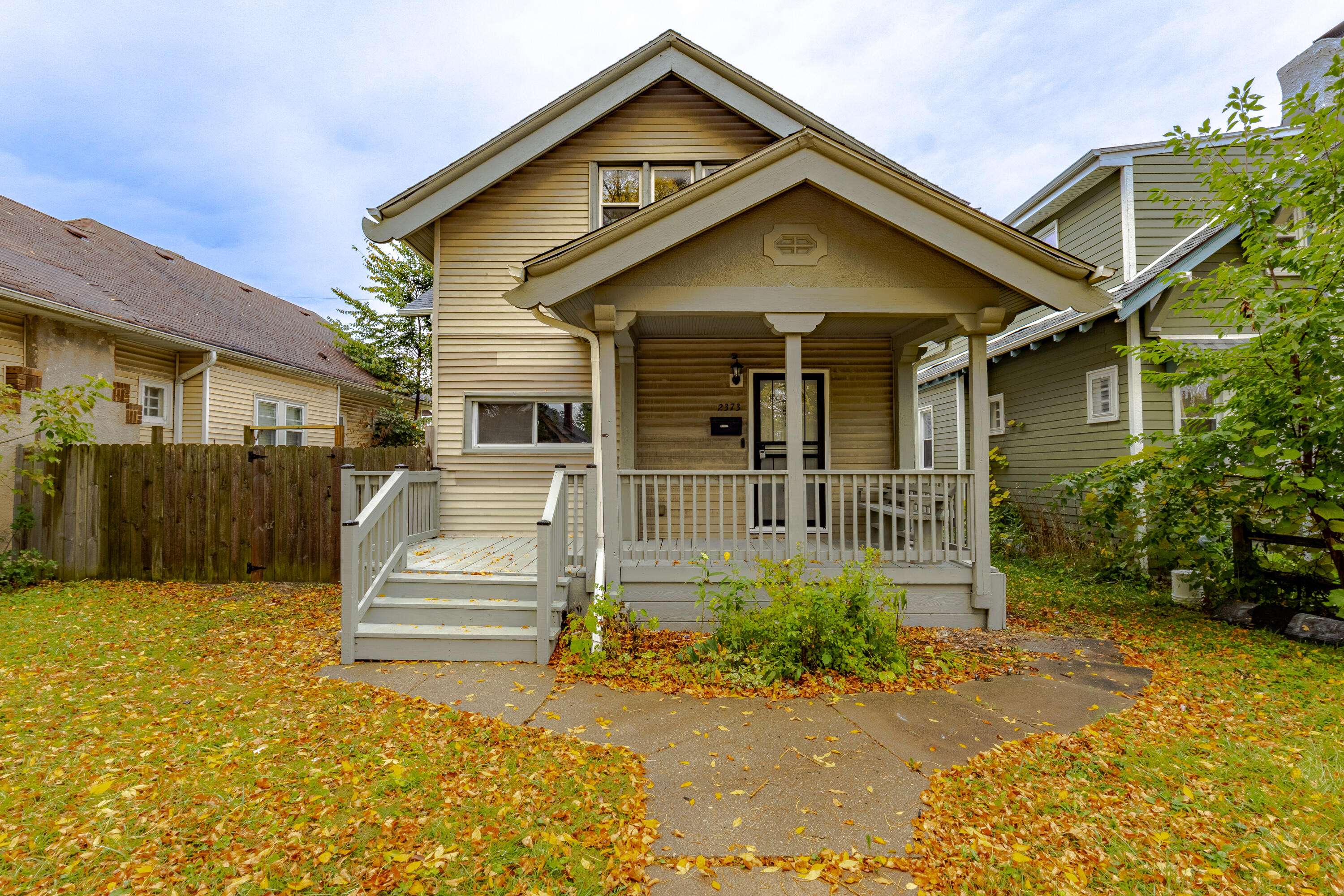 Milwaukee, WI 53210,2373 N 48th St