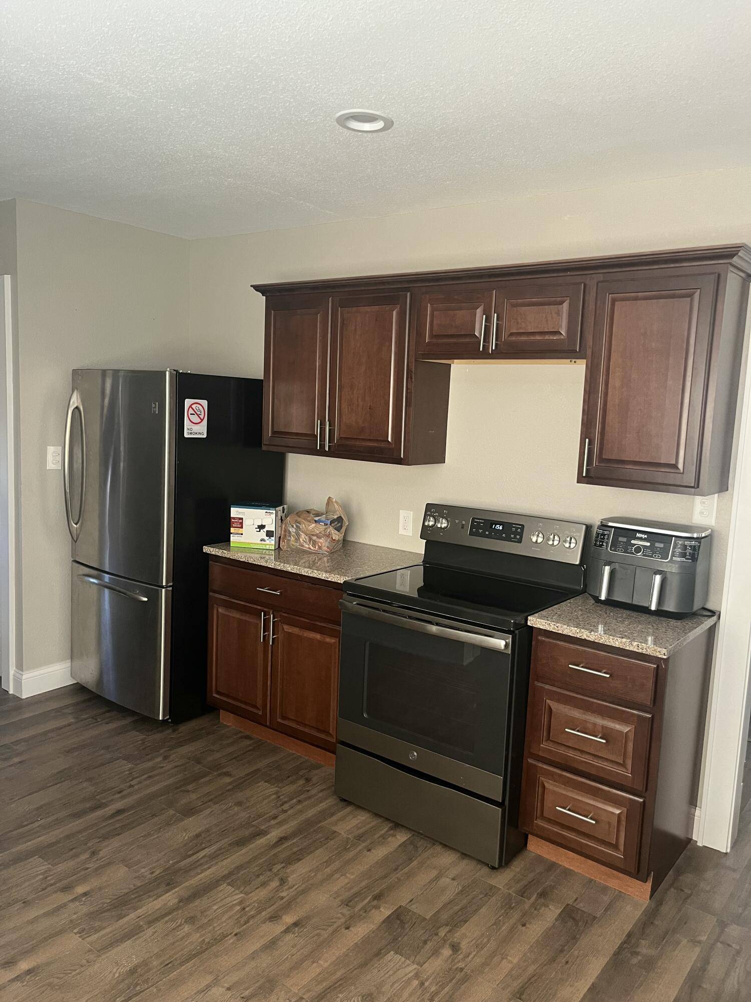 Milwaukee, WI 53206,3941 N 12th St