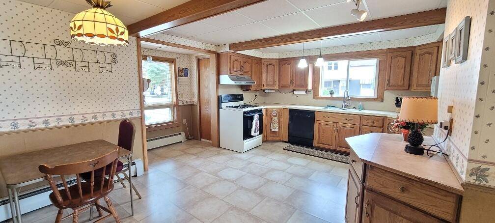 Menominee, MI 49858,2529 13th St