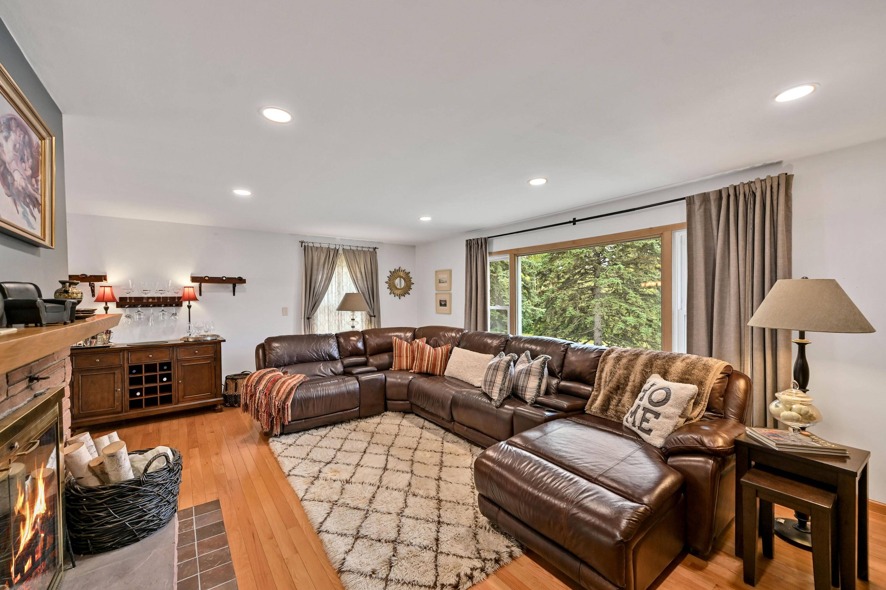 Wauwatosa, WI 53222,4076 Menomonee River Pkwy