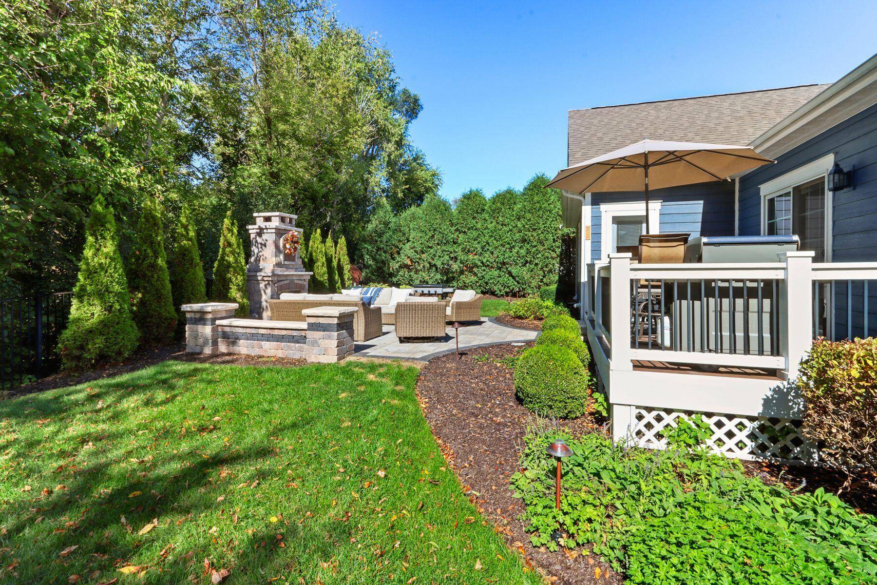 Walworth, WI 53184,833 Red Hawk Dr