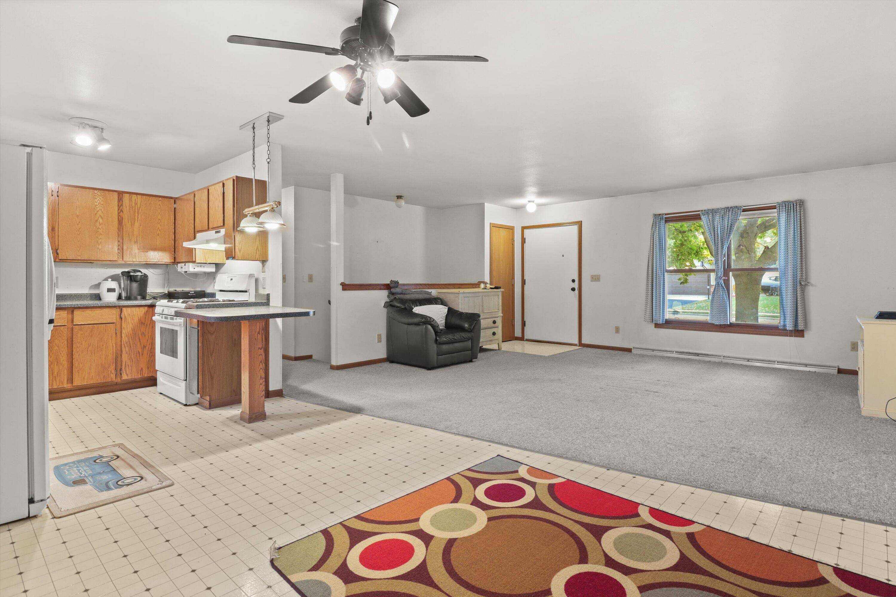 Howards Grove, WI 53083,602 Millersville Ave