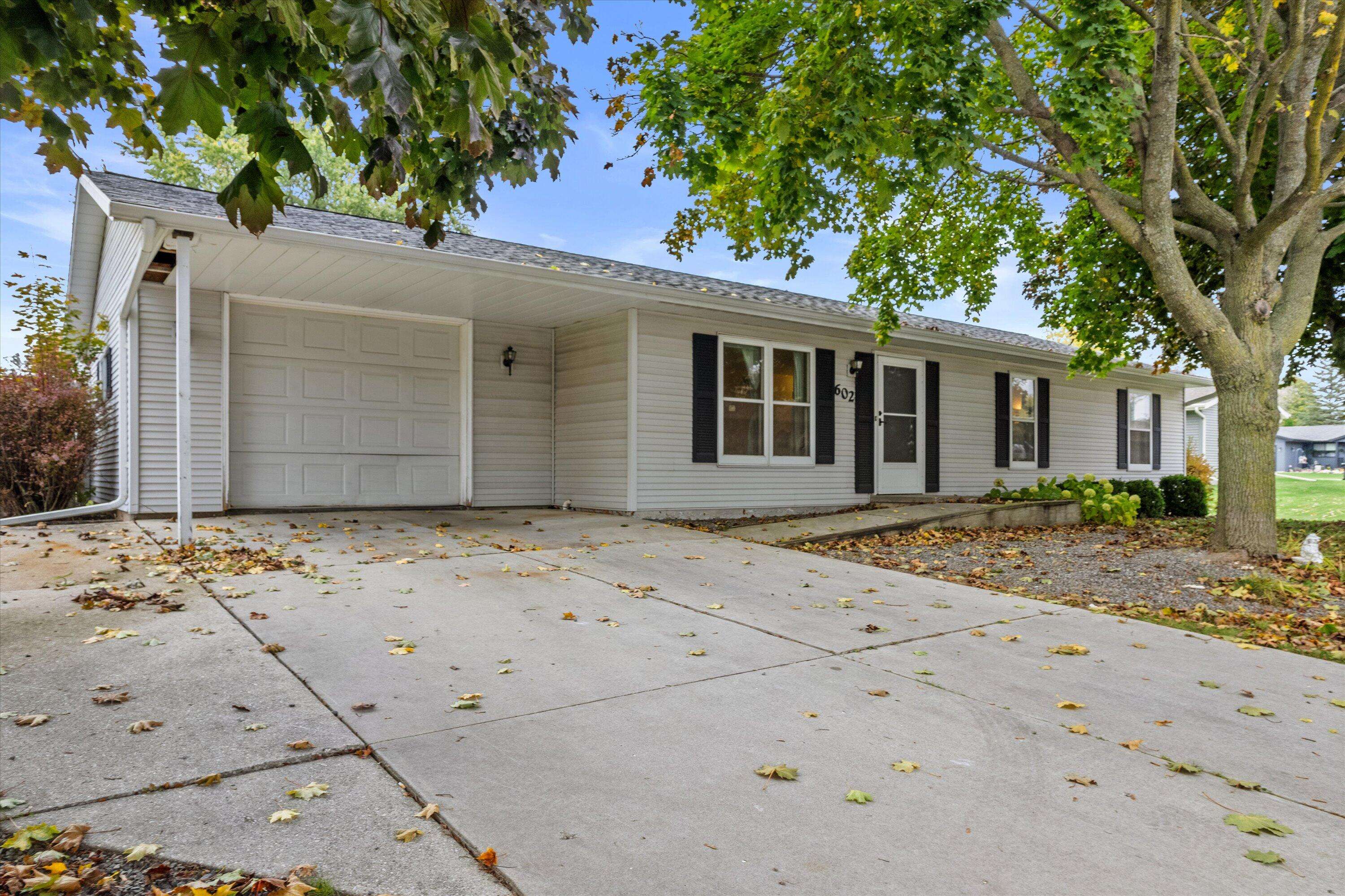 Howards Grove, WI 53083,602 Millersville Ave