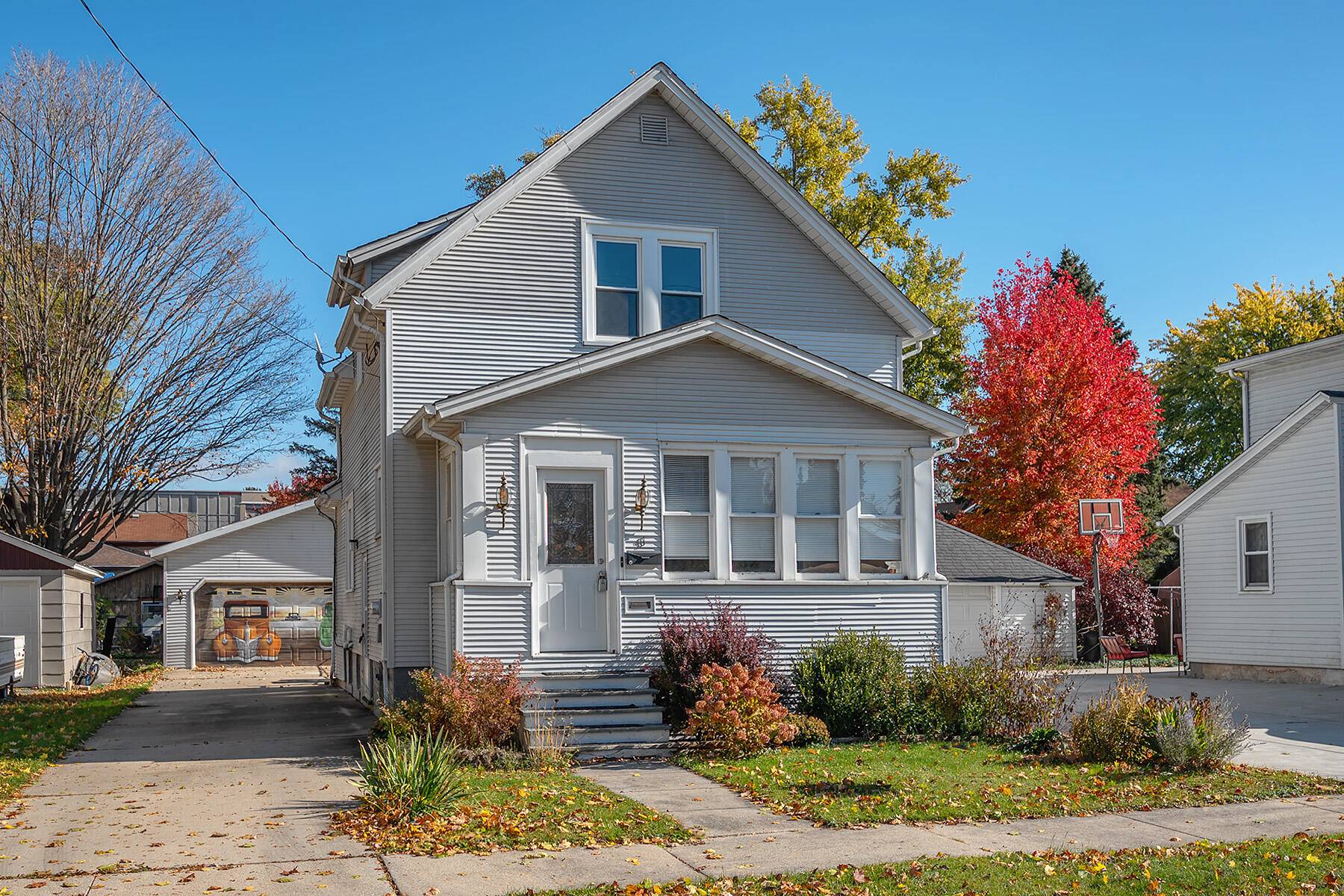 Watertown, WI 53094,411 S 7th St