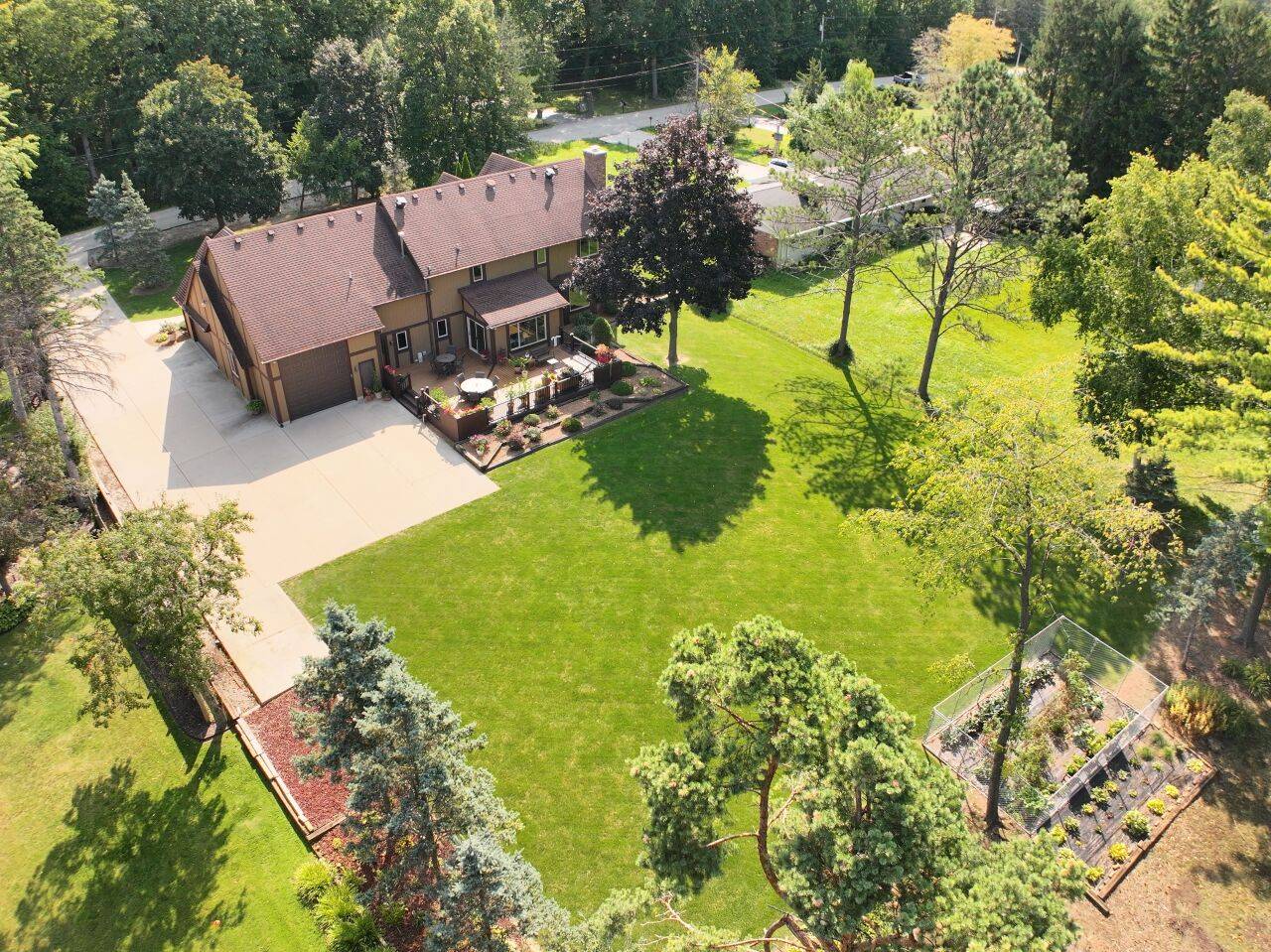 Menomonee Falls, WI 53051,W148N7497 Woodland Dr