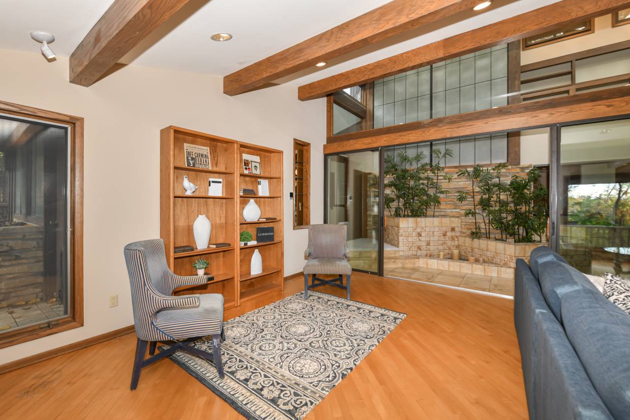 Brookfield, WI 53045,1155 Gray Fox Hollow Ct