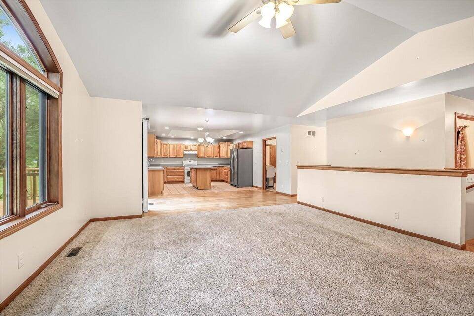 Delavan, WI 53115,3467 Country View Dr