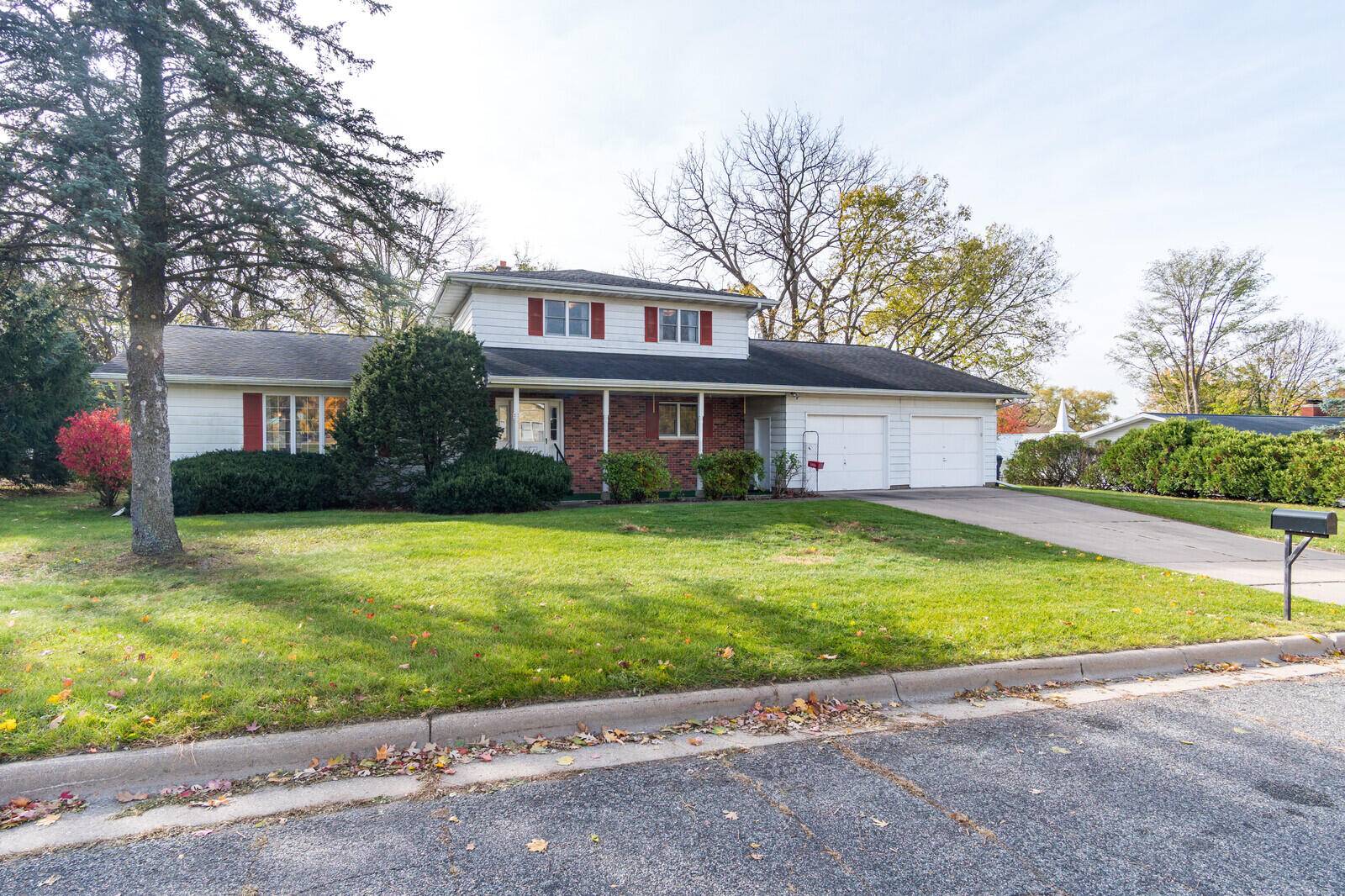 Onalaska, WI 54650,908 Monroe St