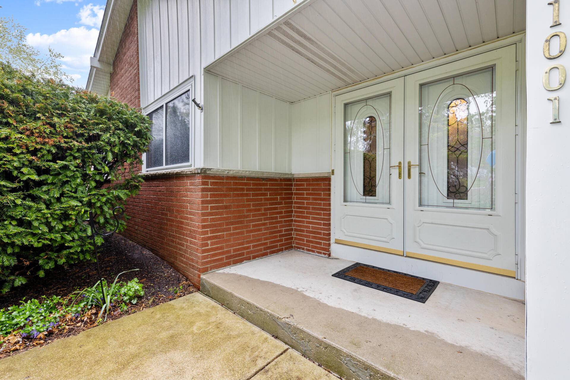 Glendale, WI 53217,1001 Fairfield Ct