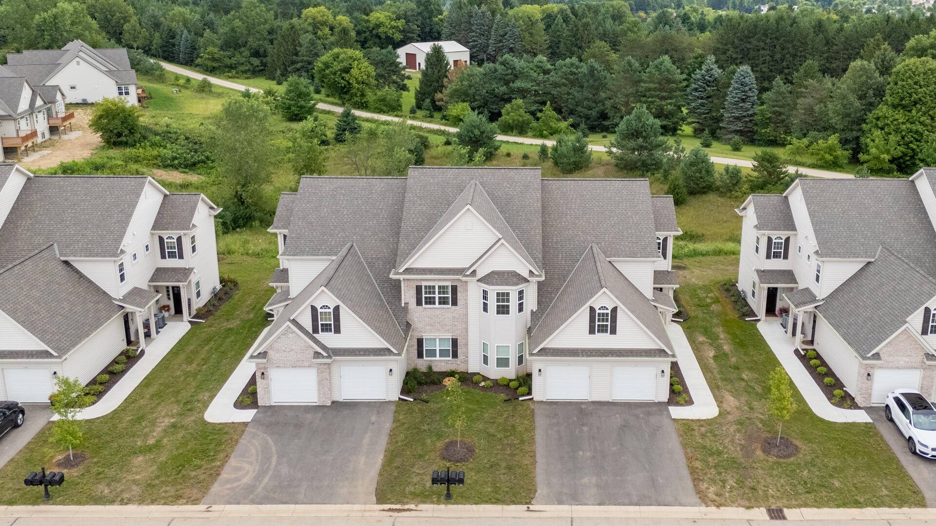 Slinger, WI 53086,1870 Woodland Way Unit 433-1