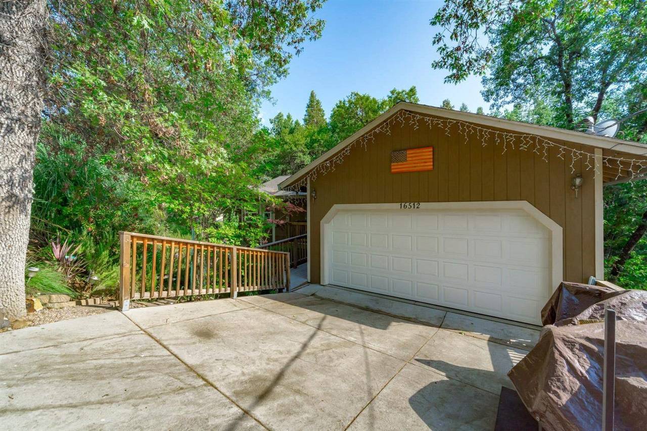 Sonora, CA 95370,16512 S Creekside