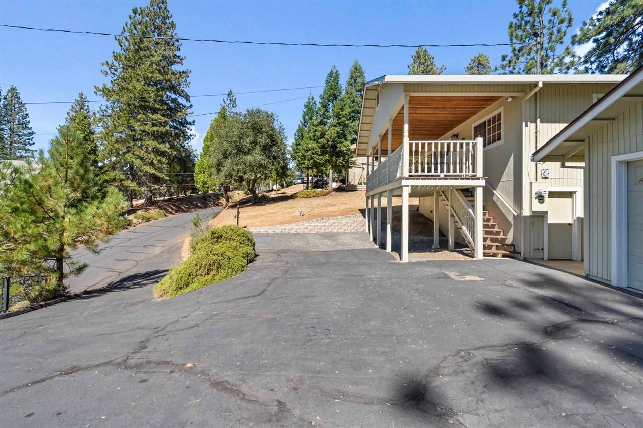 Groveland, CA 95321,20701 Point View Dr.