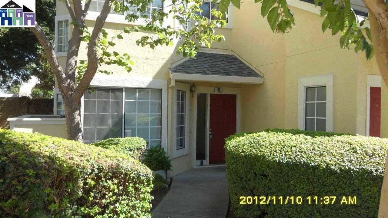 Hayward, CA 94544,30 CRYSTAL GATE COMMONS