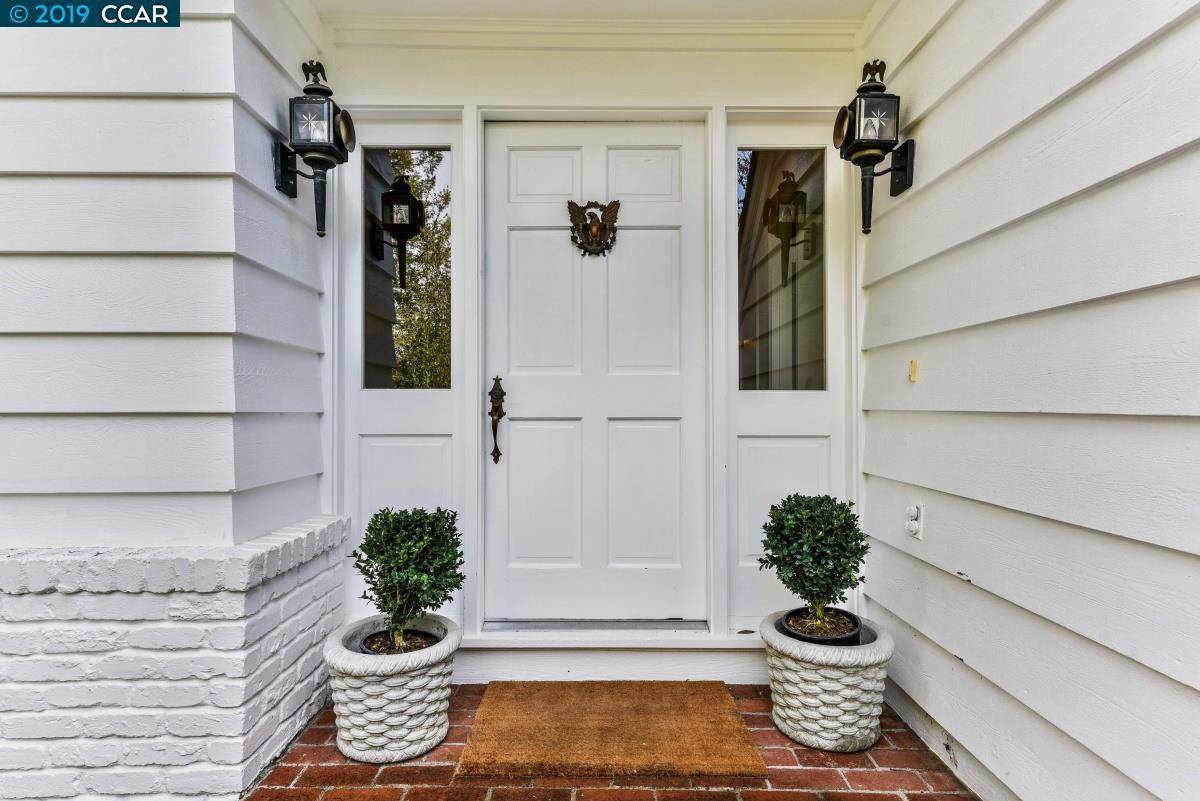 Orinda, CA 94563,26 Dias Dorados