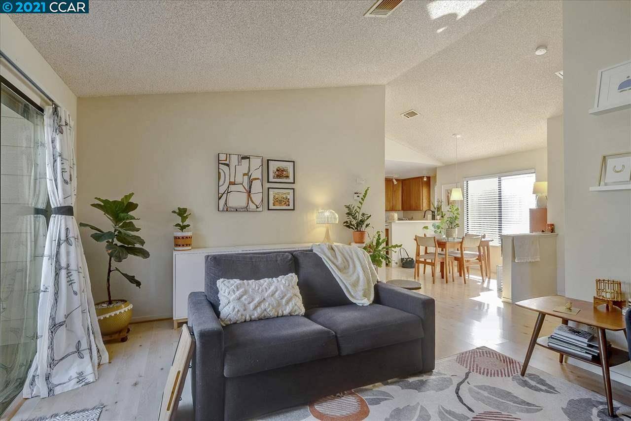 Hercules, CA 94547,614 Windsor