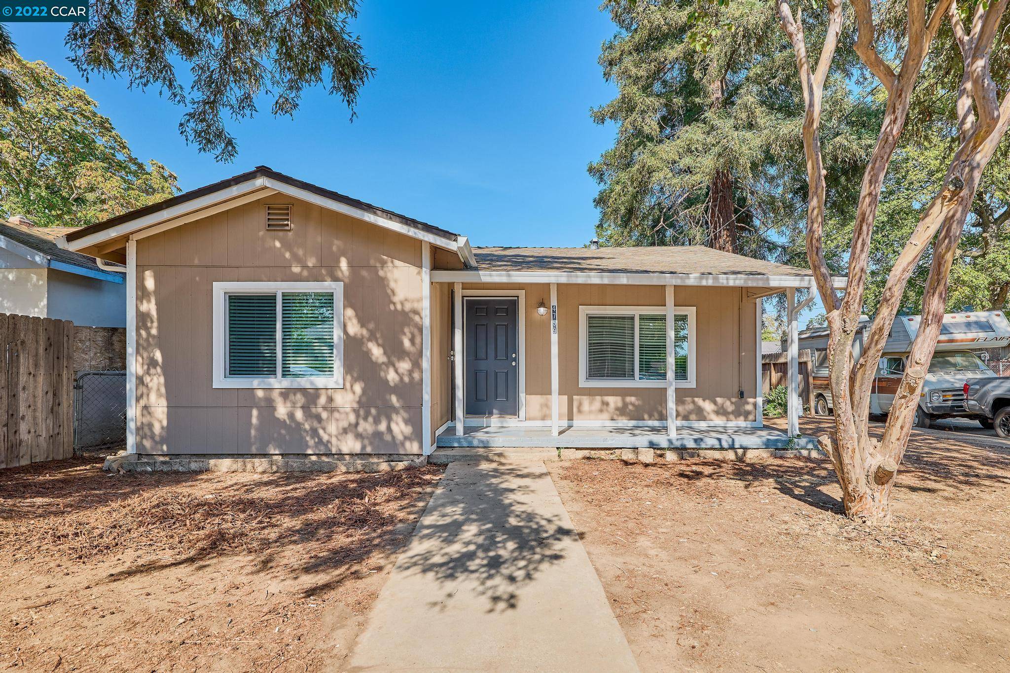 Sacramento, CA 95820,4759 Baker Ave