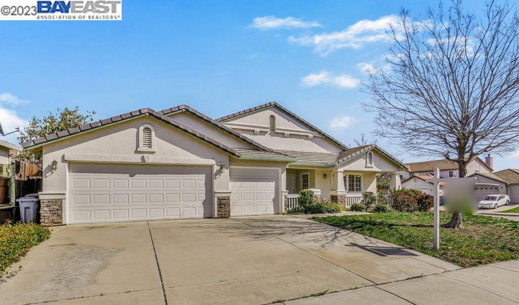 Antioch, CA 94531,5413 Mojave Way