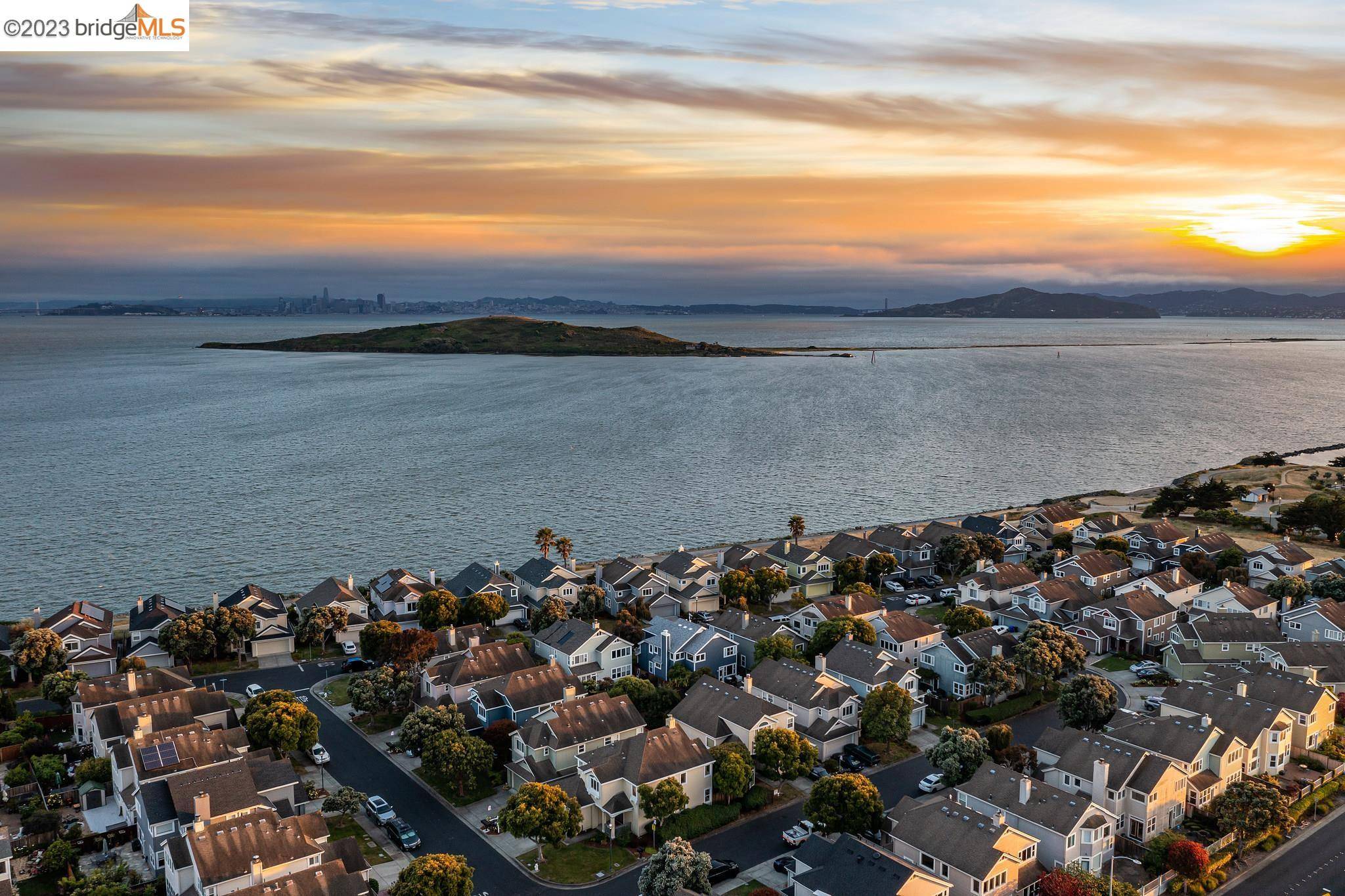 Richmond, CA 94804,87 Windward Way