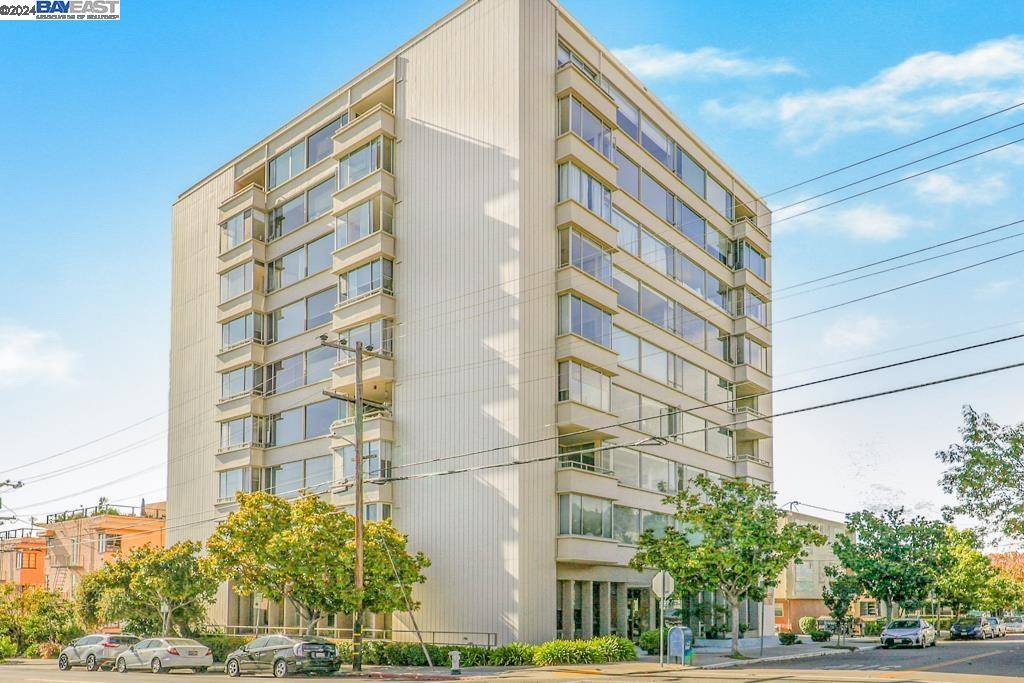 Berkeley, CA 94704,2550 Dana St #3H