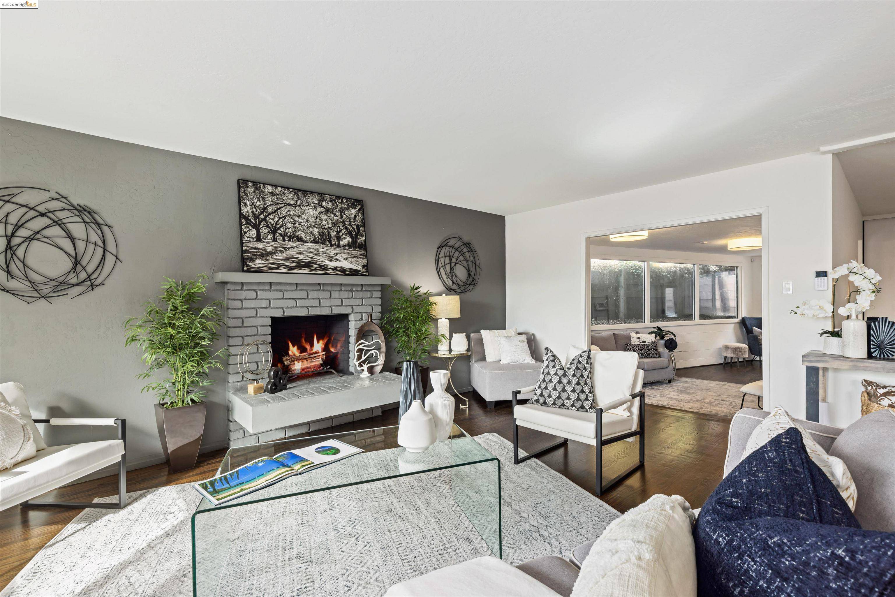 Oakland, CA 94605,7544 Hillmont Dr