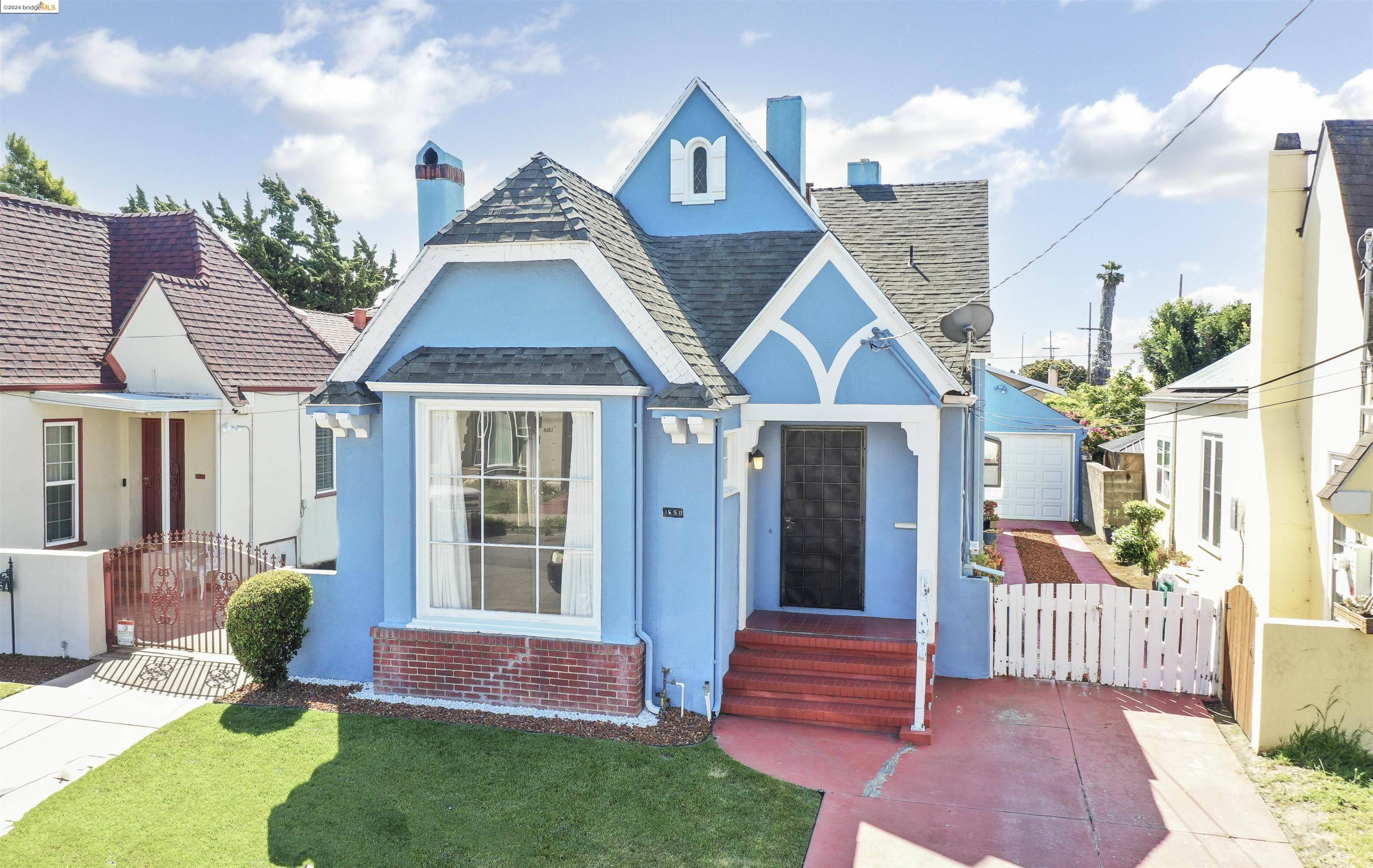 Oakland, CA 94621,1558 77Th Ave
