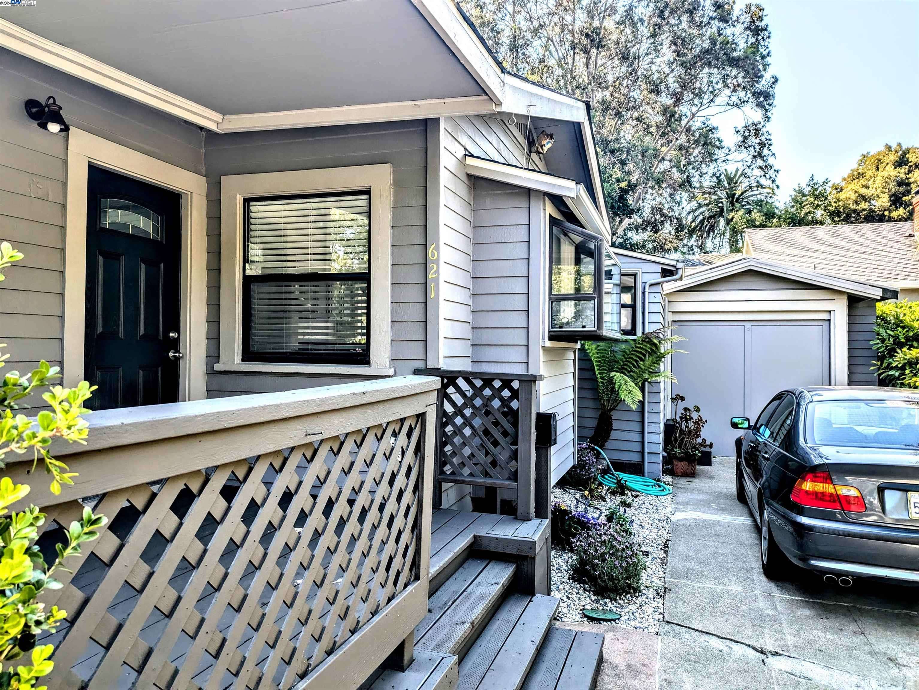 San Mateo, CA 94401,621 1St Ave