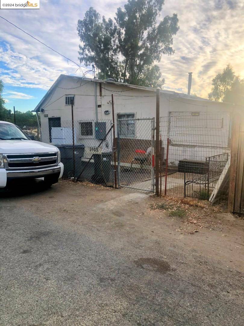 Dunnigan, CA 95937,3105 County Road 88a