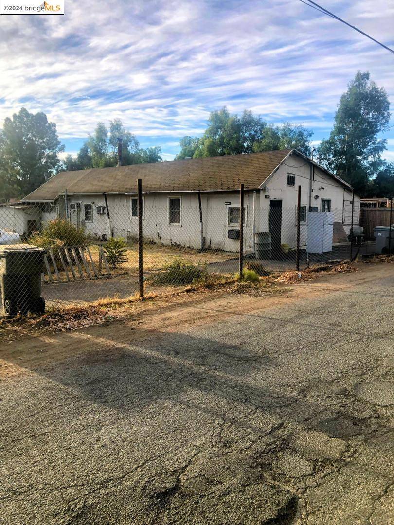 Dunnigan, CA 95937,3105 County Road 88a