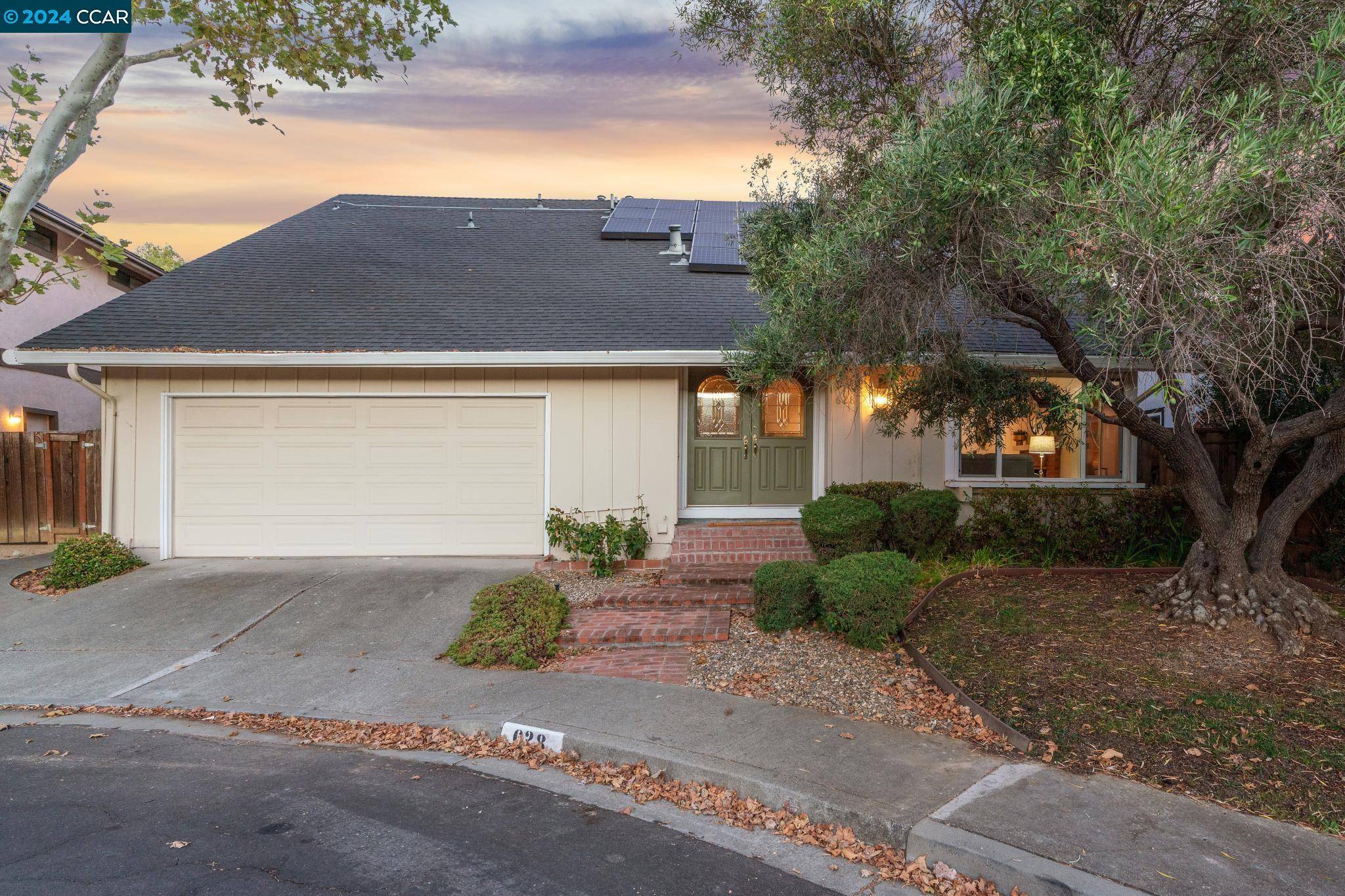 Walnut Creek, CA 94598,628 Sutton Ct