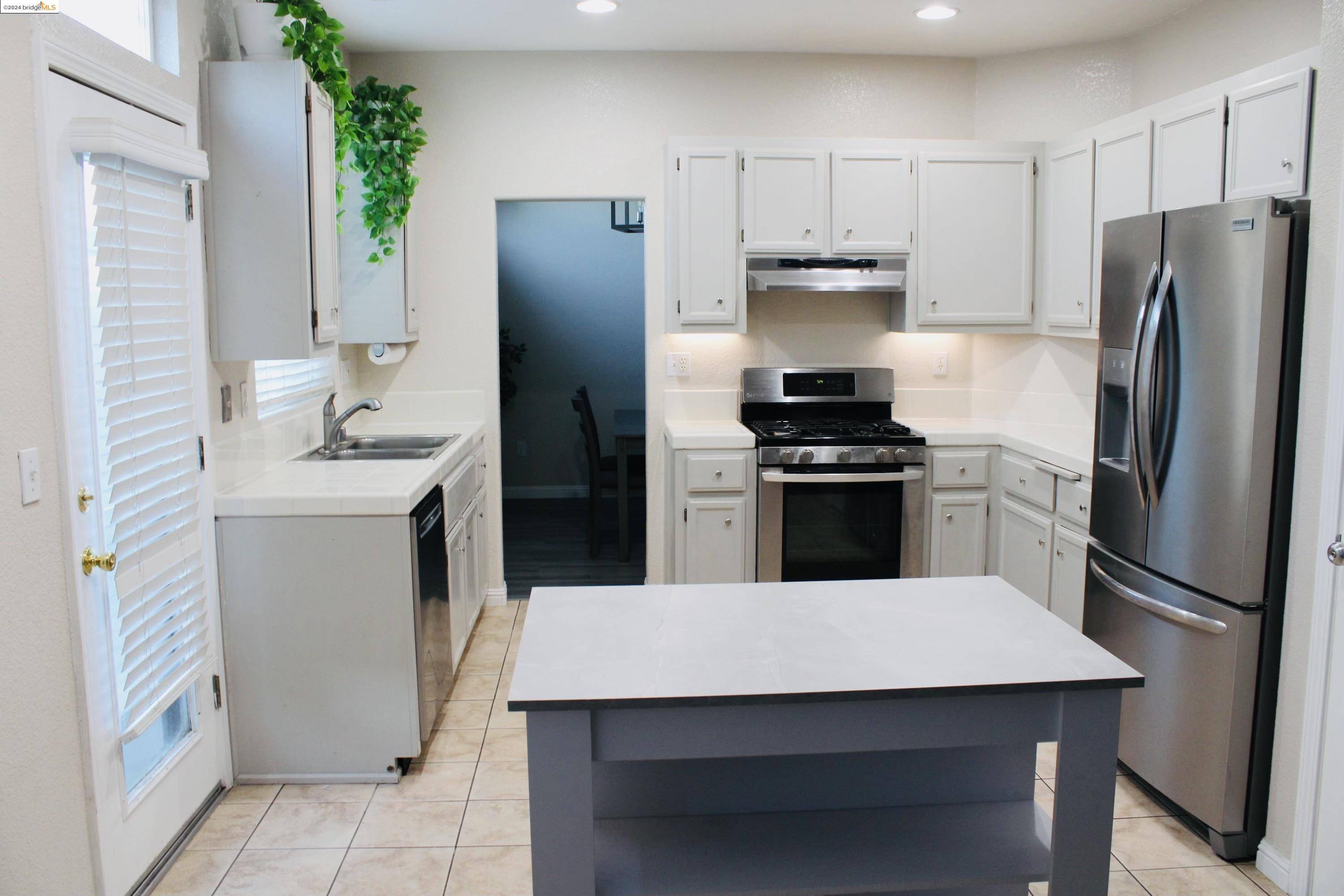 Rio Vista, CA 94571,666 Rubier Way