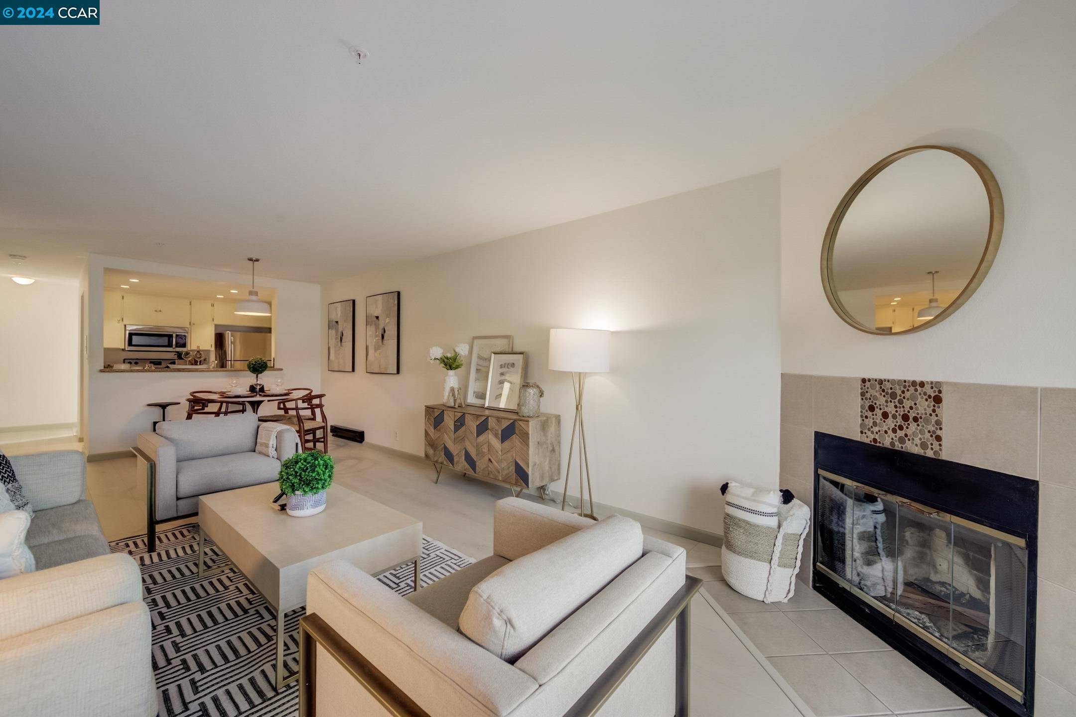 Albany, CA 94706,417 Evelyn Ave #206