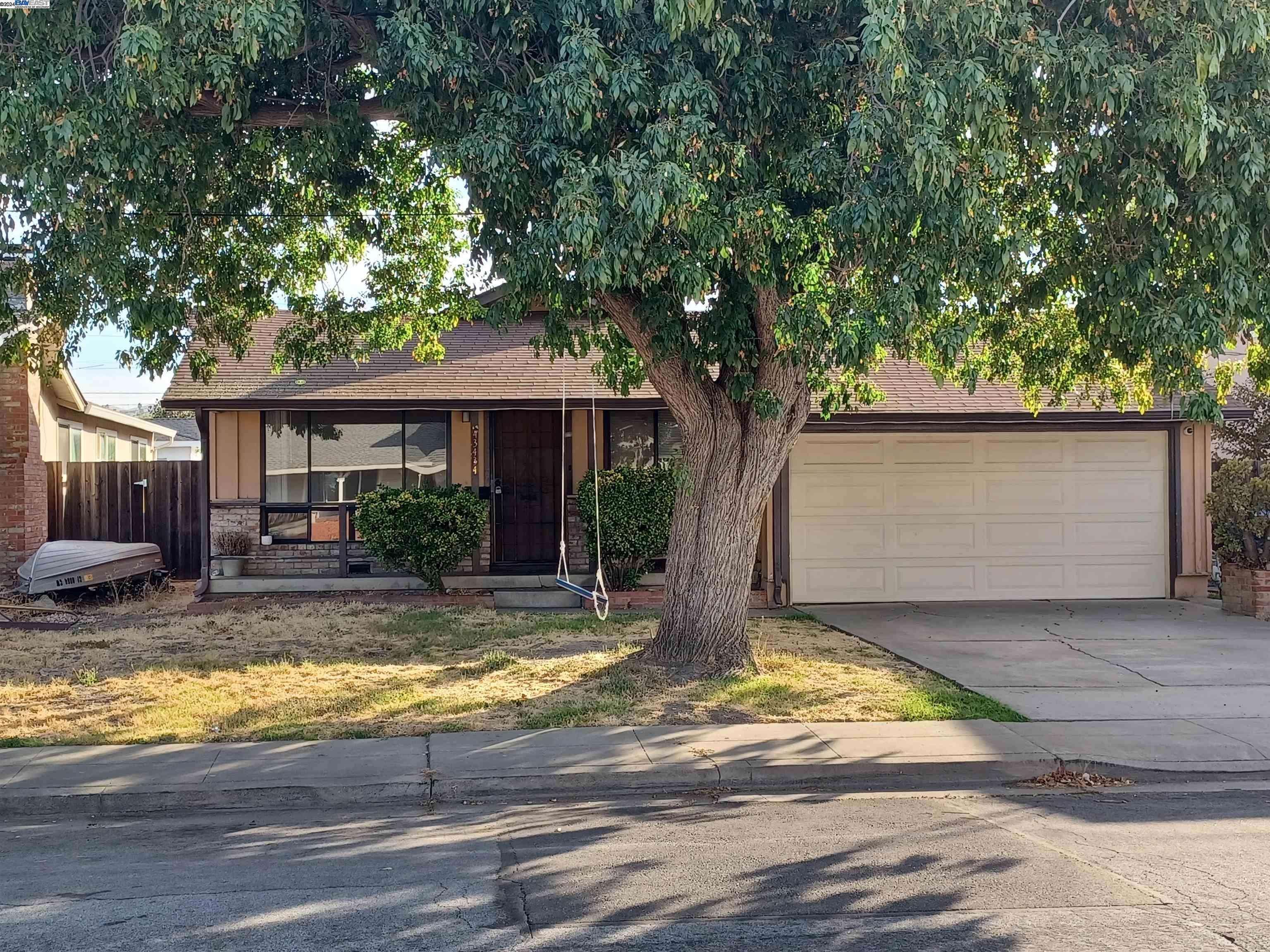 Fremont, CA 94538,43434 Mintwood St