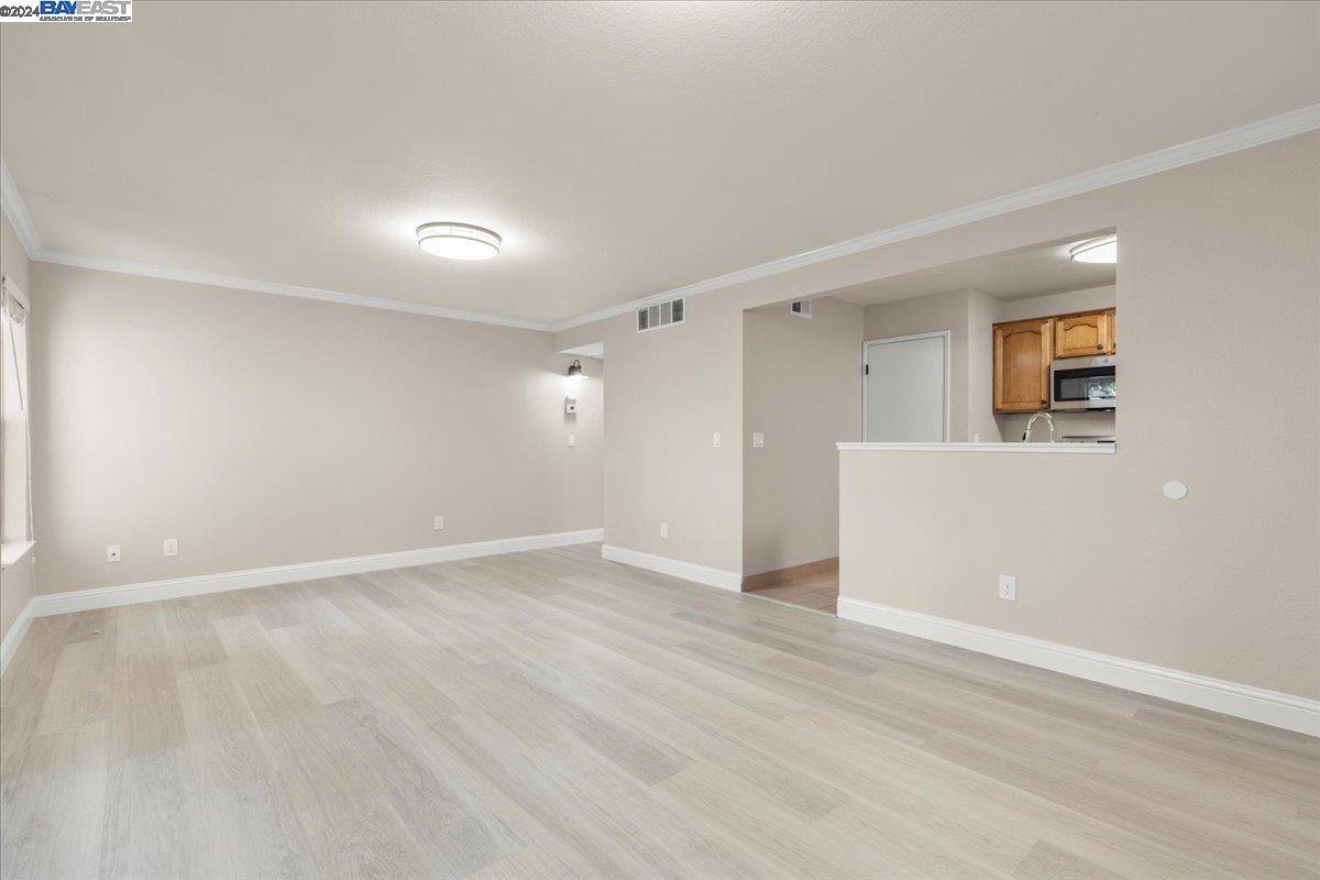 San Ramon, CA 94583,235 Reflections Dr #14