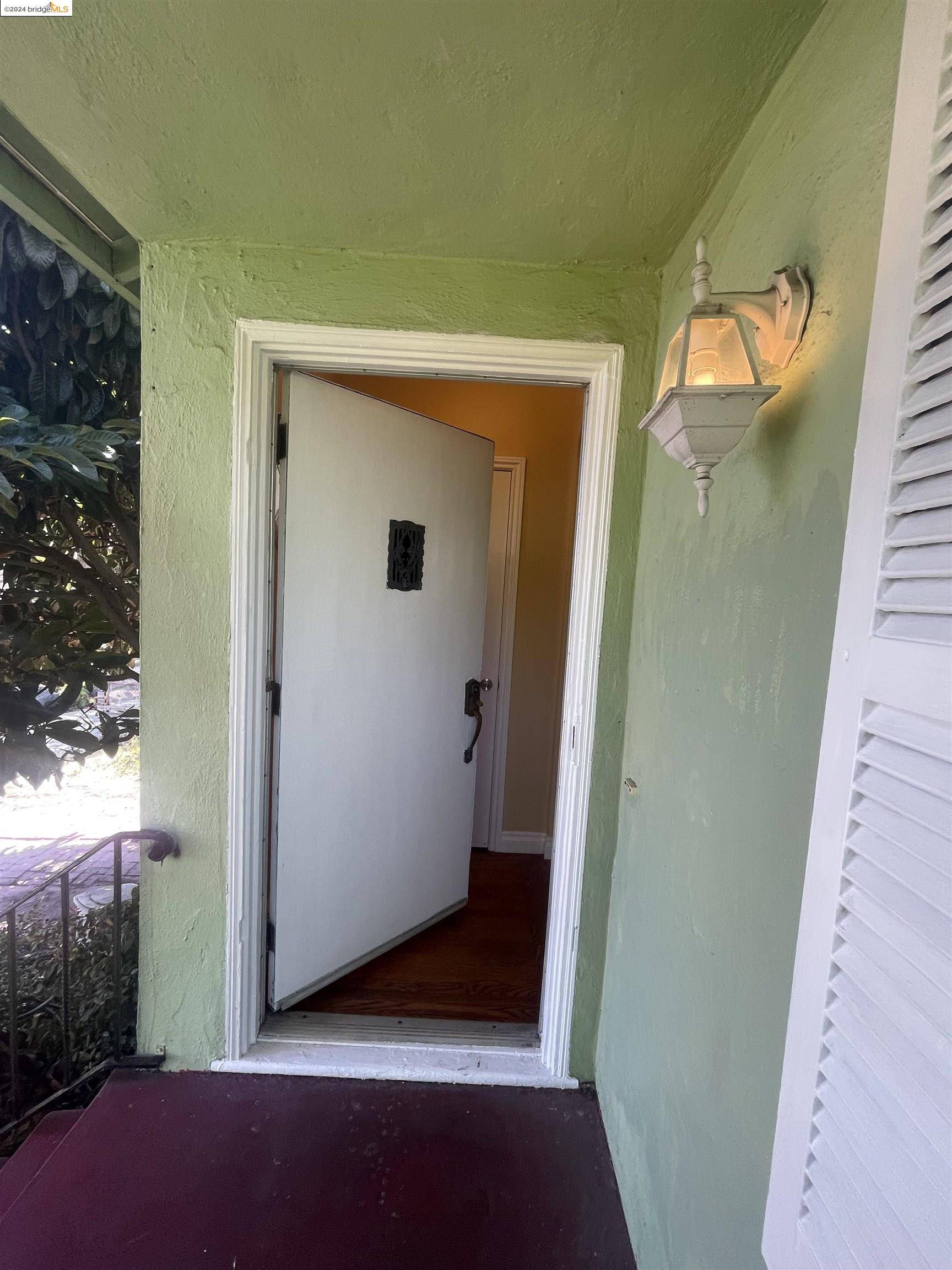 Berkeley, CA 94702,1222 Rose St #Front House