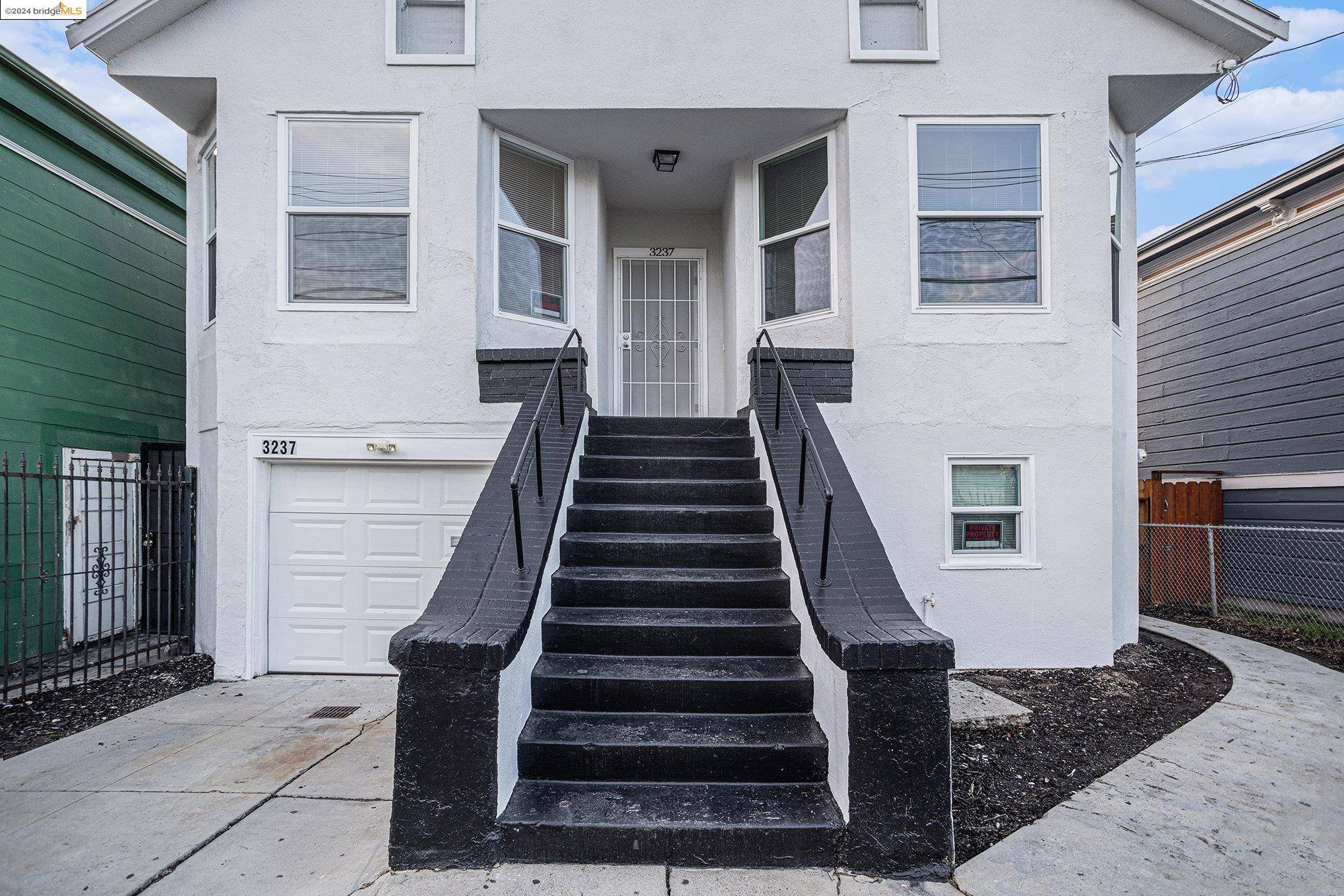 Oakland, CA 94608,3237 Linden ST