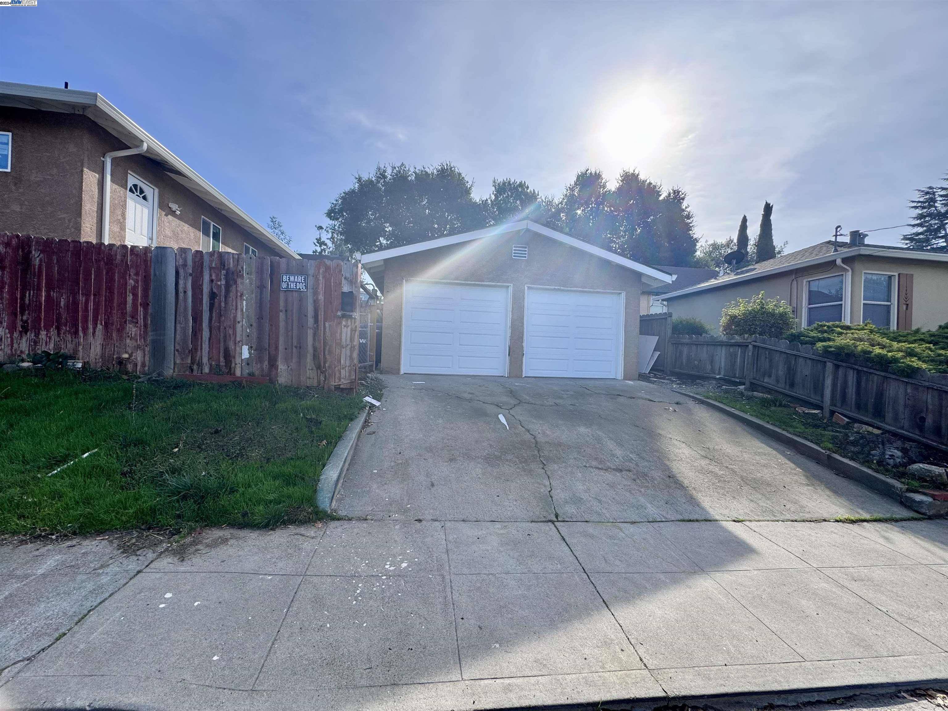 Hayward, CA 94541,1697 C St