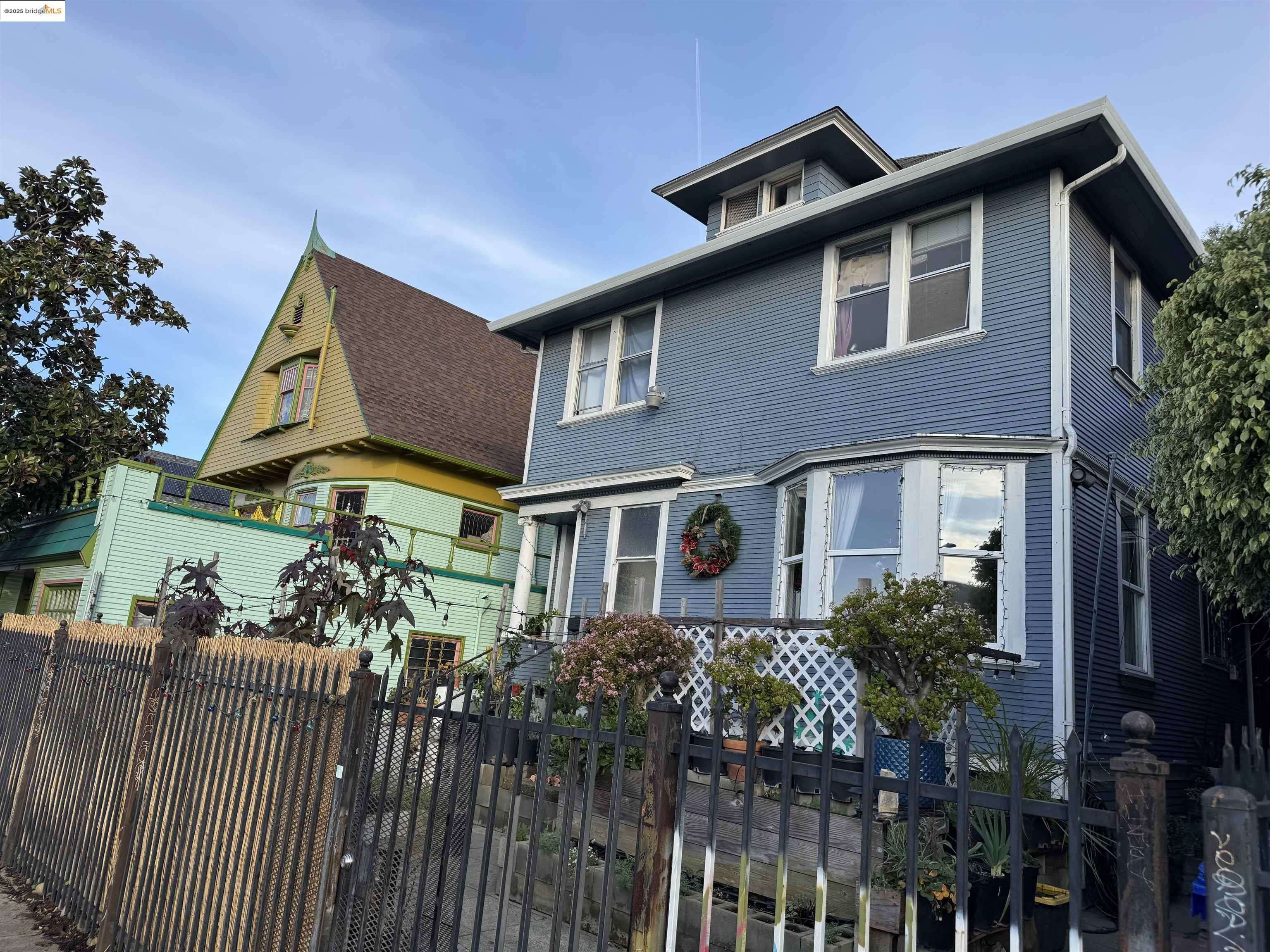 Oakland, CA 94609,2916 Martin Luther King Jr Way