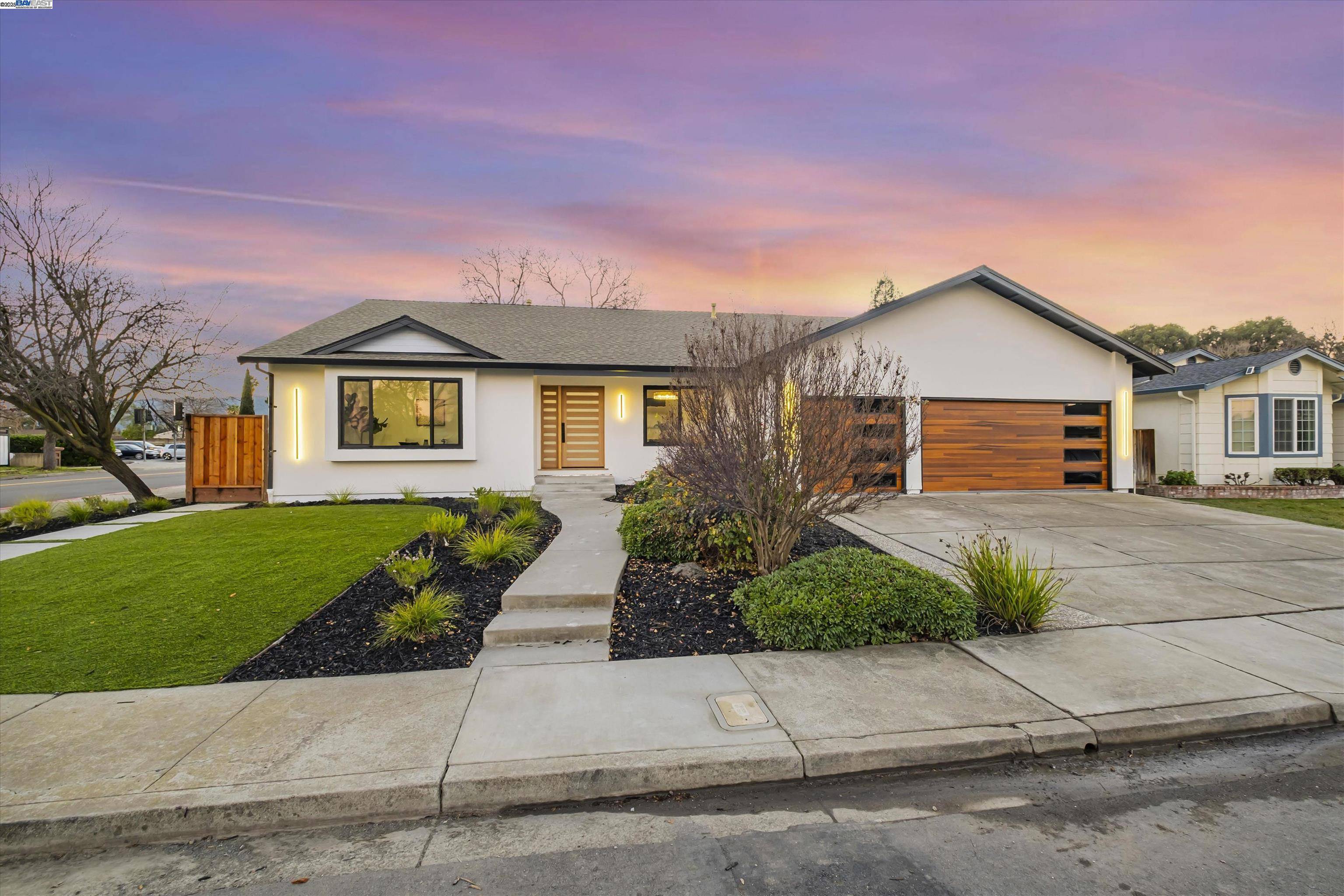 Pleasanton, CA 94588,3390 Morgan Ct