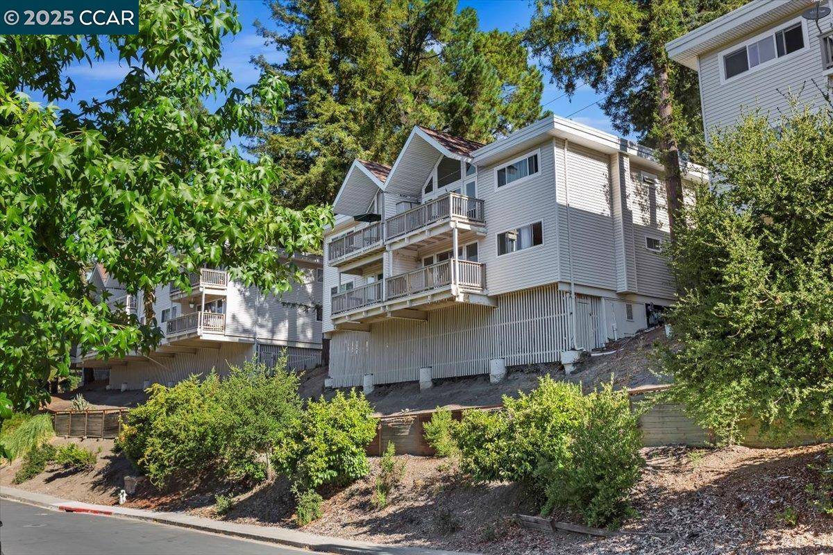 Moraga, CA 94556,122 Ascot Court #C