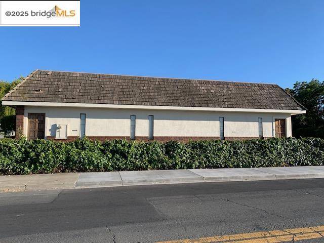 Antioch, CA 94509,2800 Lone Tree Way