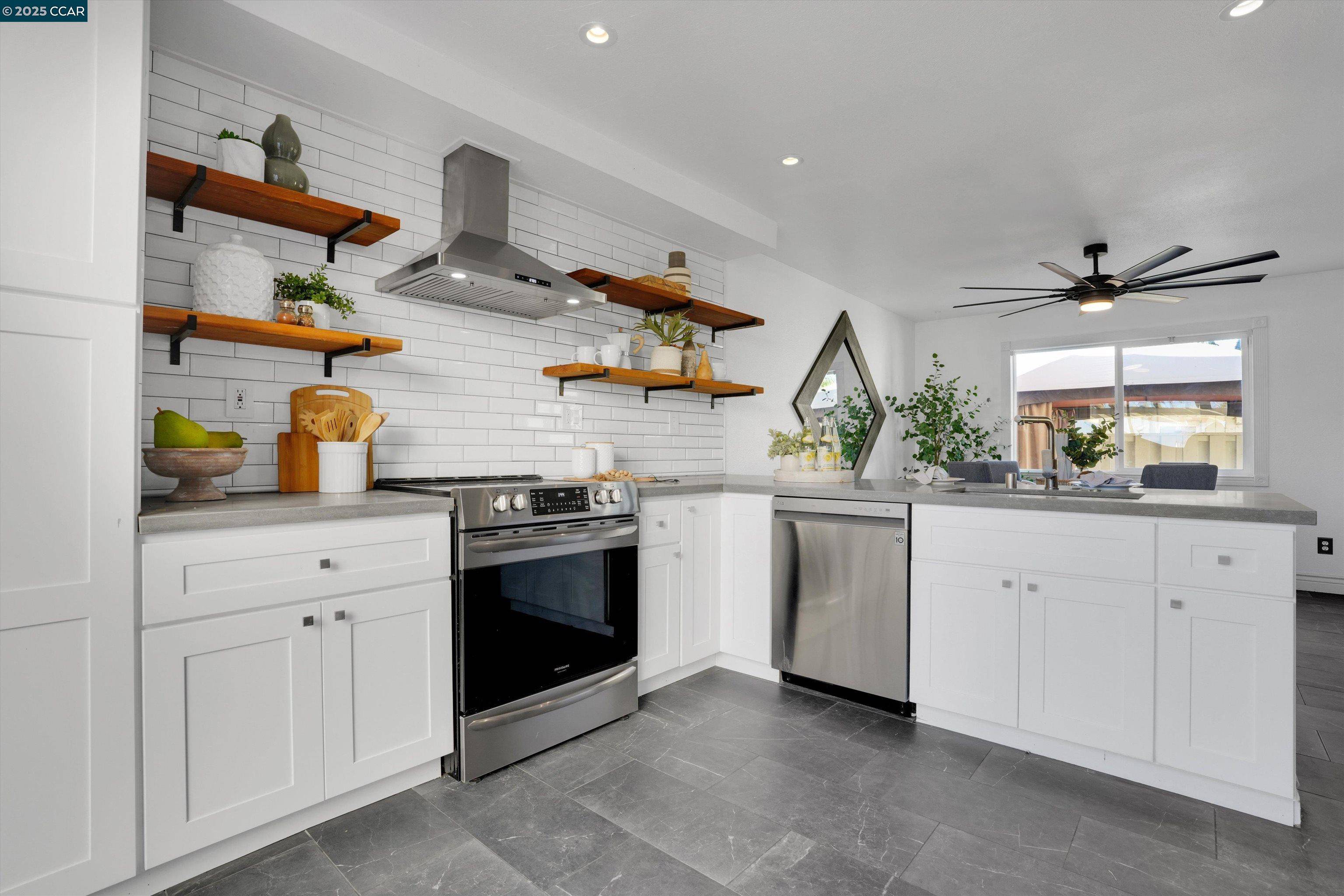Discovery Bay, CA 94505,1249 Marina Cir