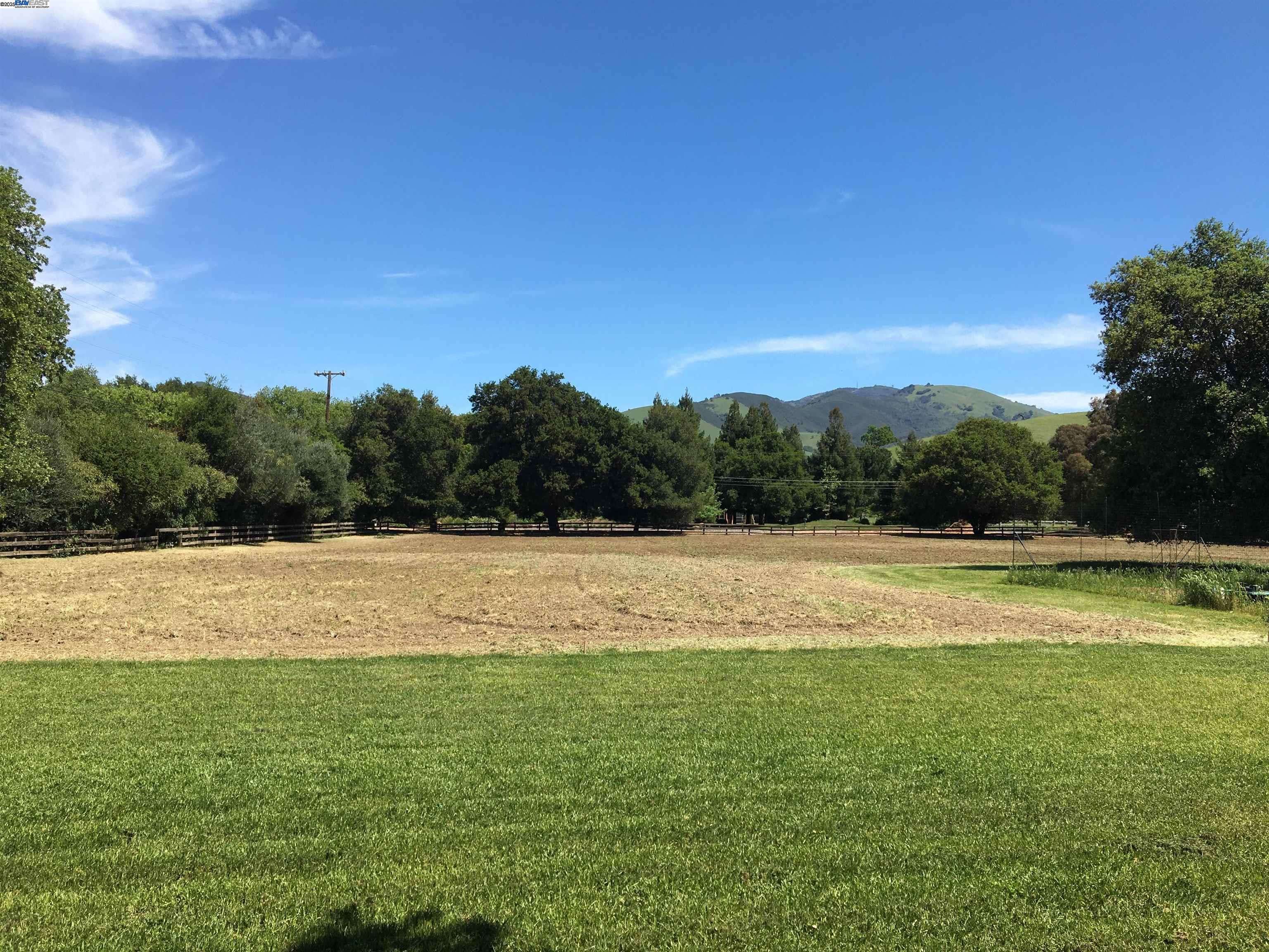 Walnut Creek, CA 94598,401 Pine Creek Road