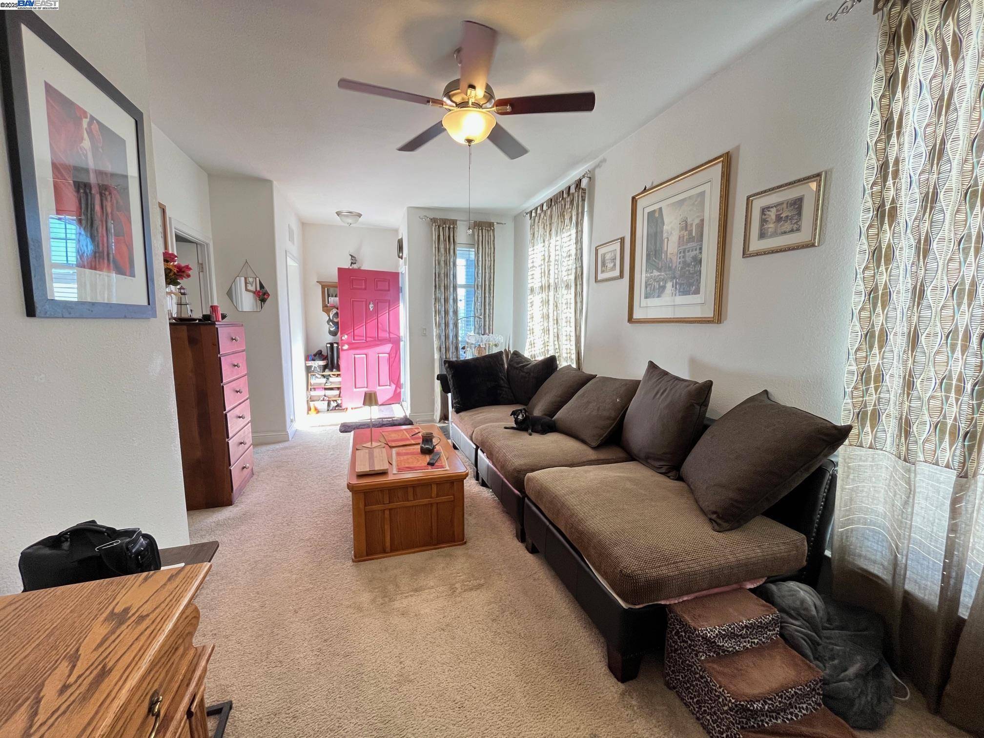Redwood City, CA 94063,3015 E Bayshore Rd. #411 #411