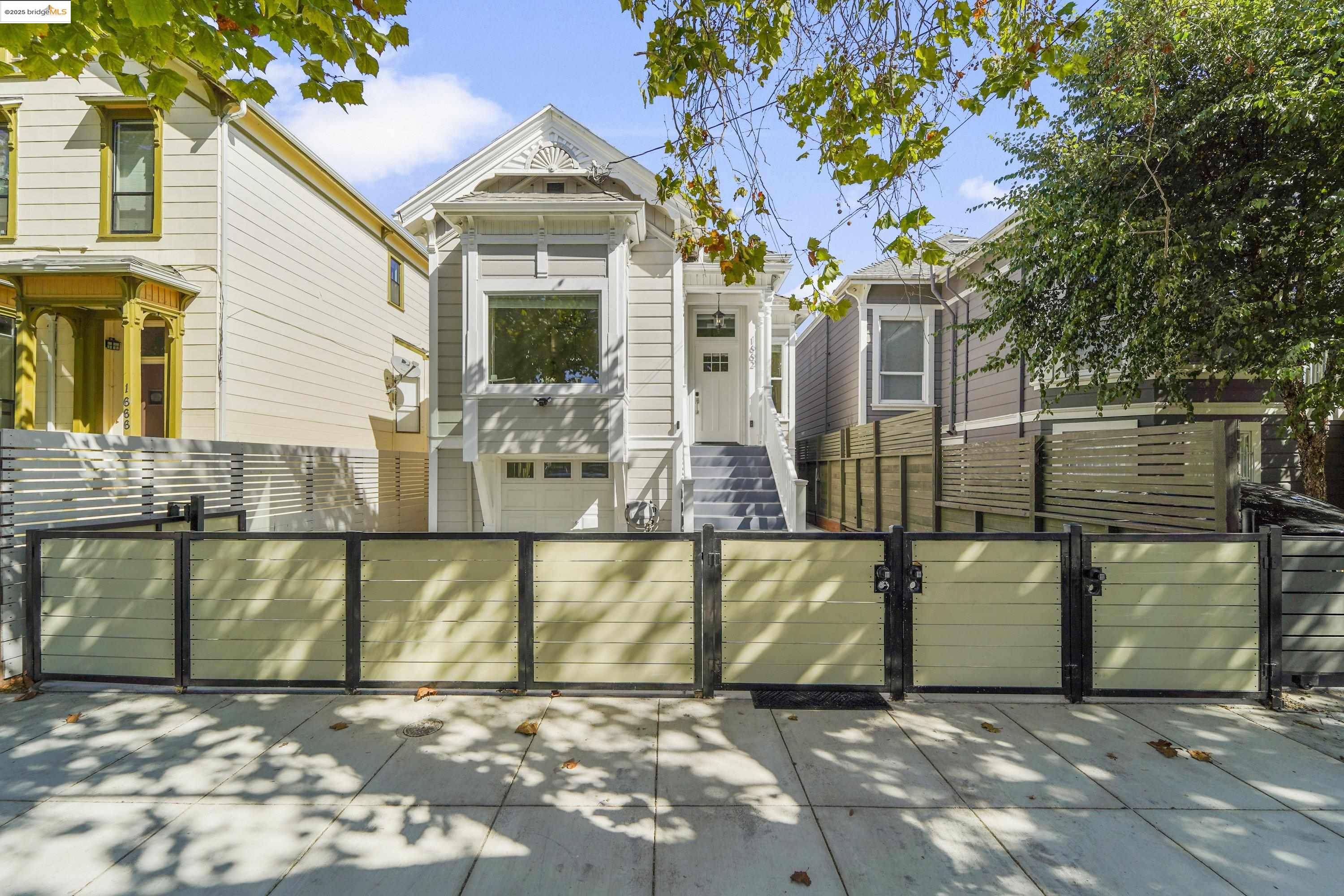 Oakland, CA 94607,1662 14th Street