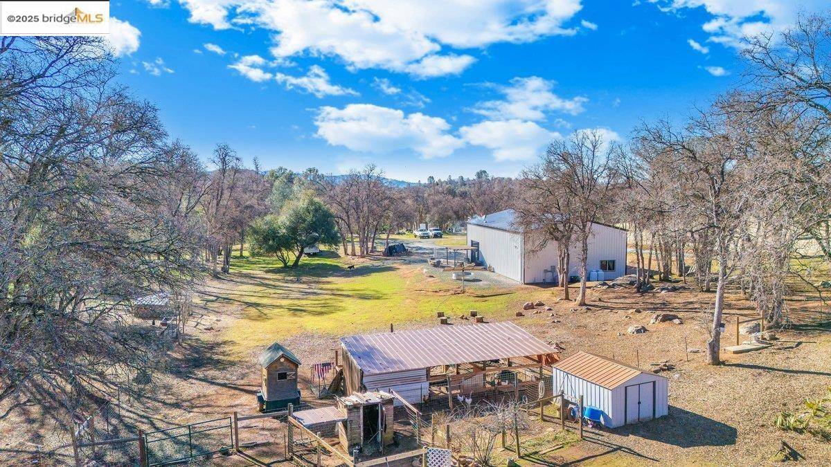 Tuolumne, CA 95379,18229 Yosemite Rd