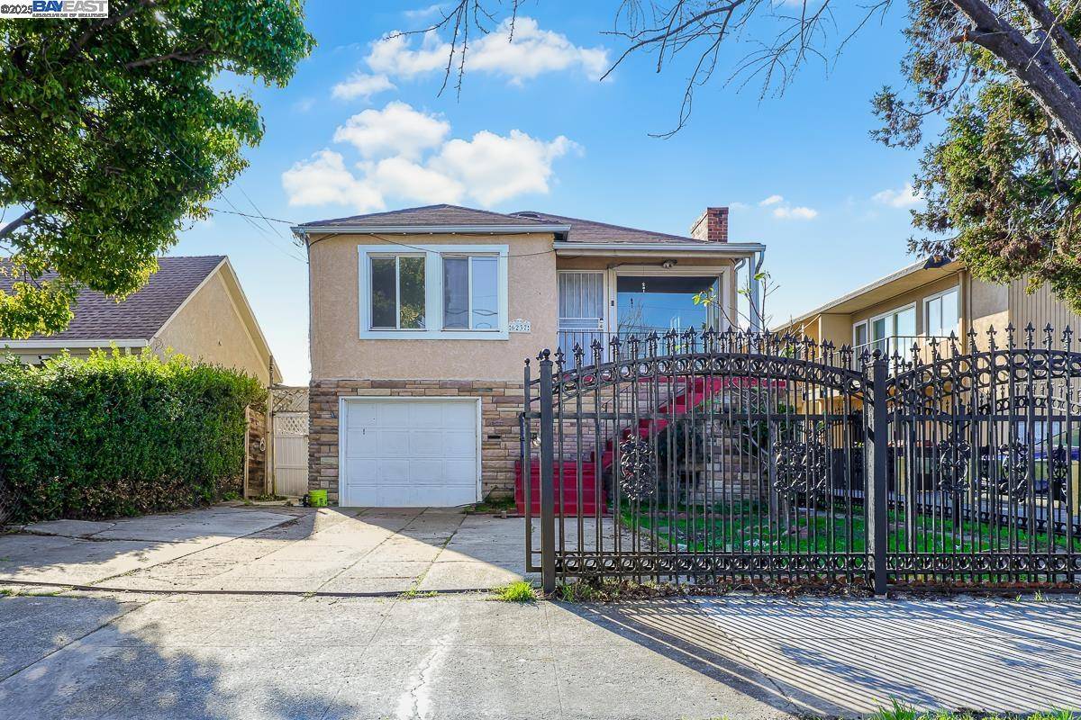 Oakland, CA 94621,6237 Hayes St